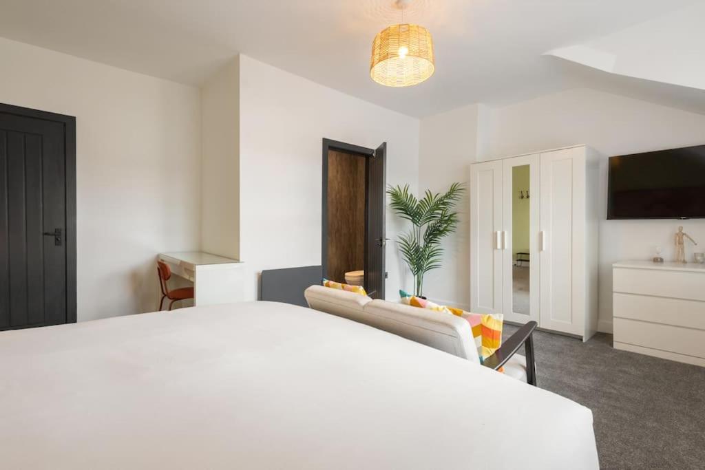 Harrogate Contractor Stays