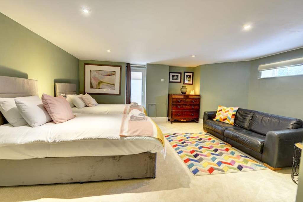 Harrogate Contractor Stays