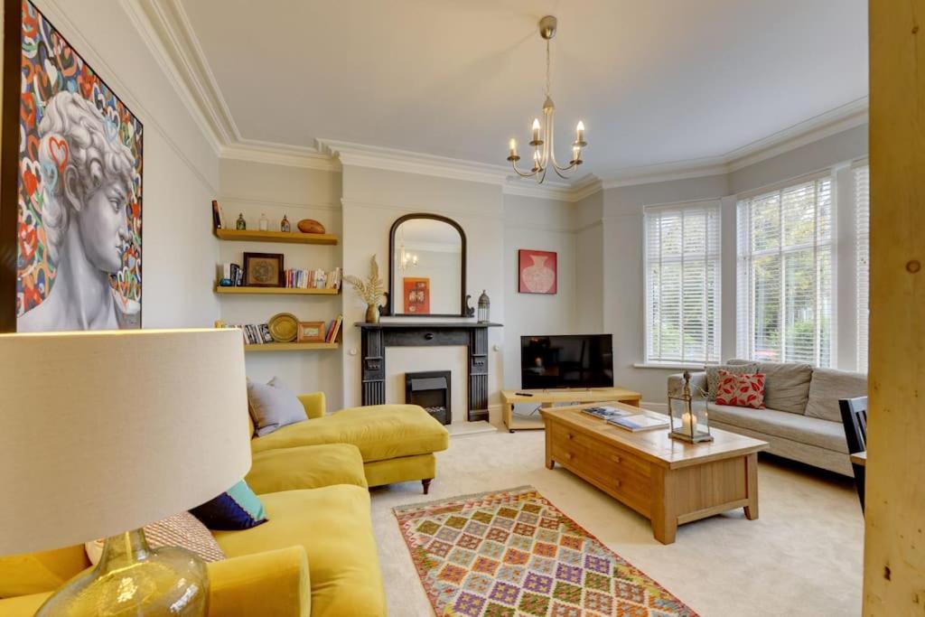 Harrogate Contractor Stays