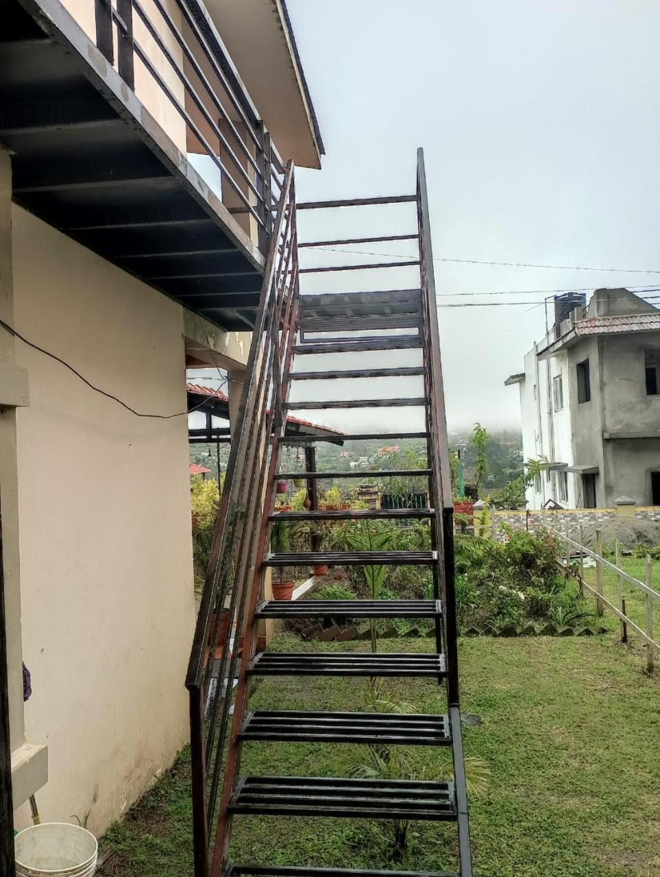 DHANUS Cottages