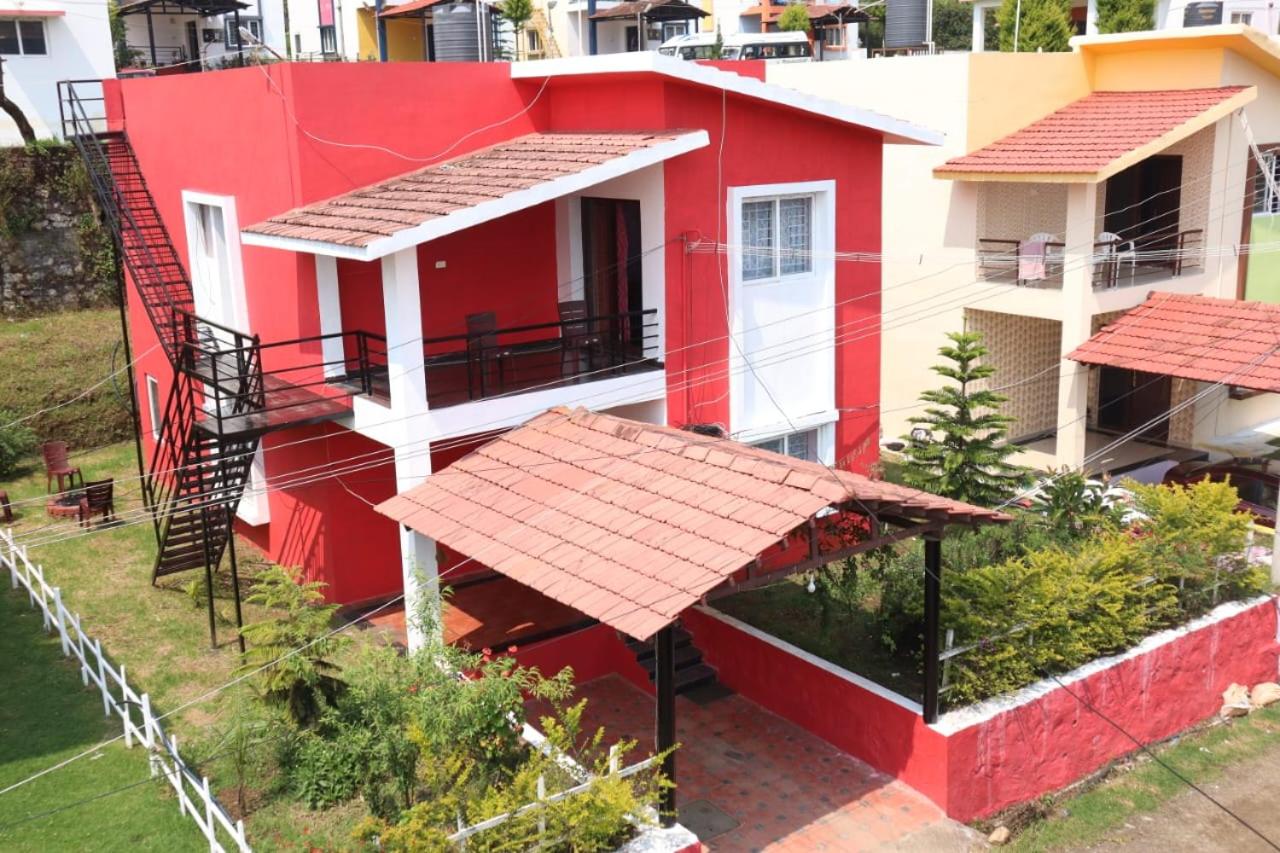 DHANUS Cottages