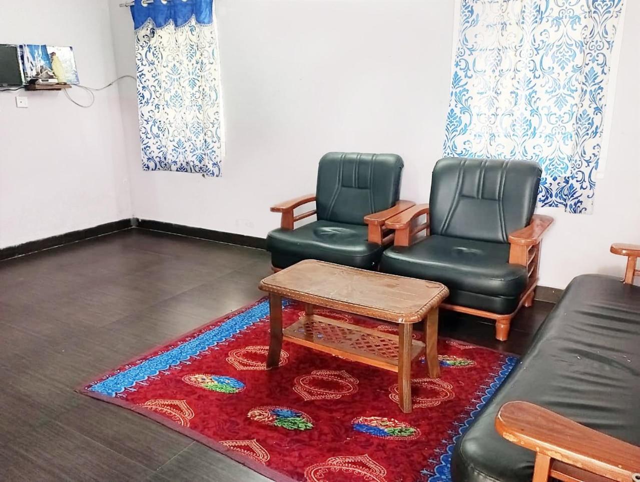 DHANUS Cottages