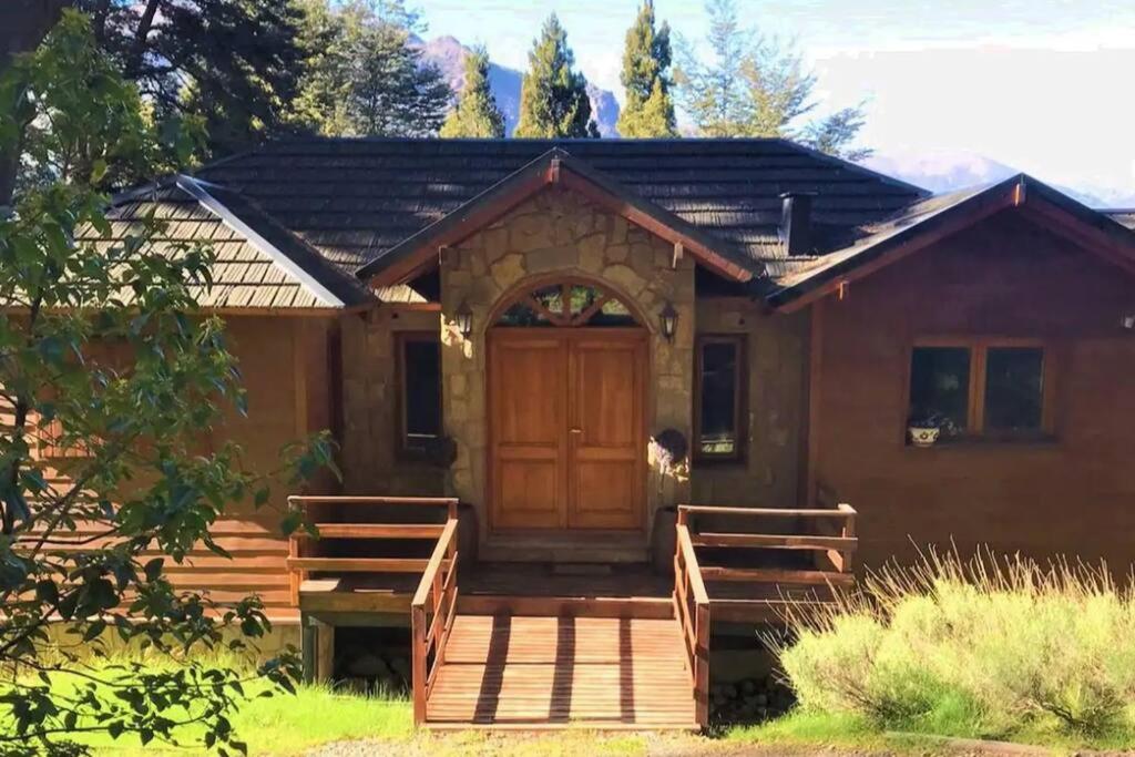 Casa Arelauquen Country Club Bariloche