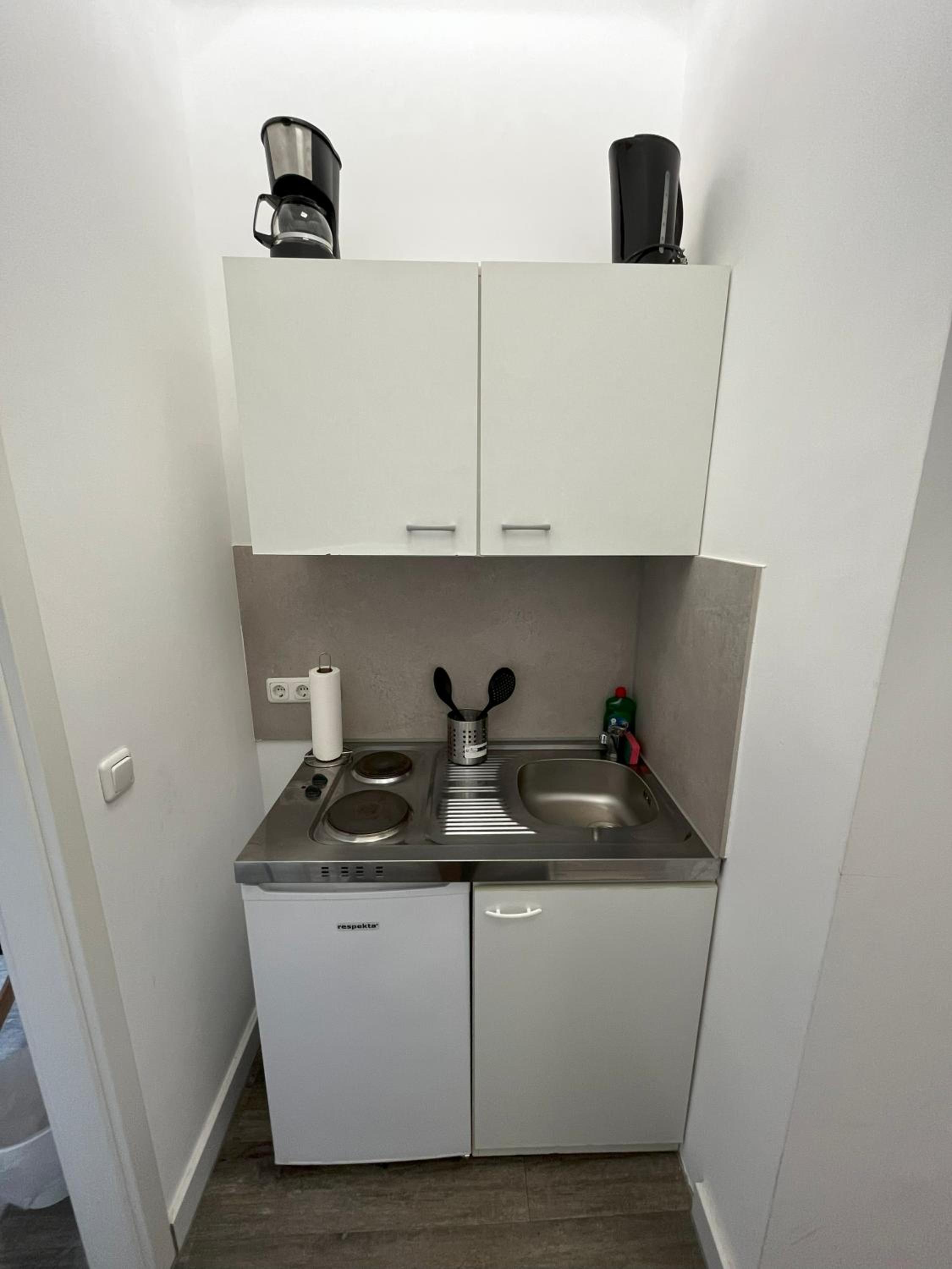 Two-Bedroom Private Suites with Bathroom & Kitchenette