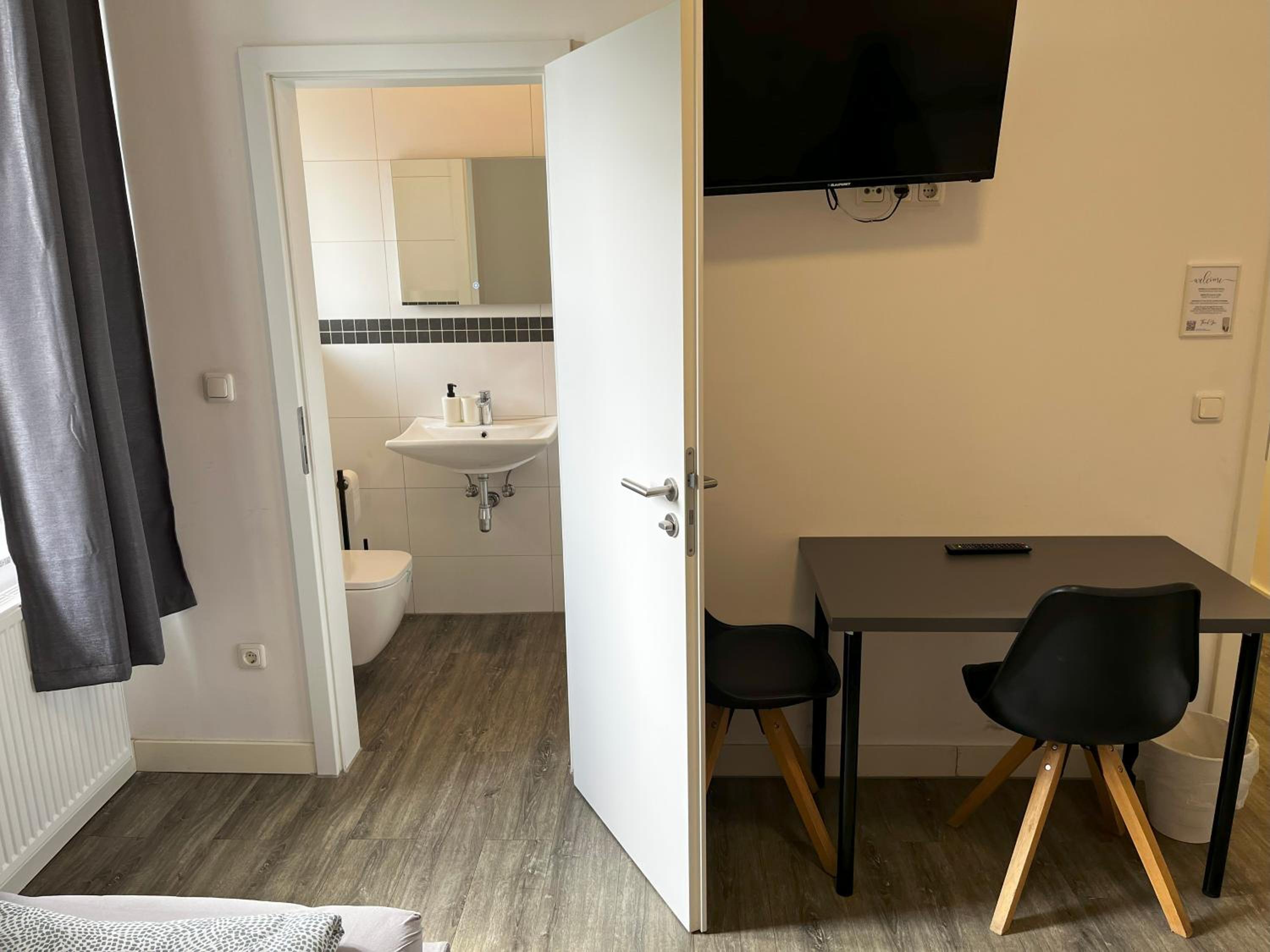 Two-Bedroom Private Suites with Bathroom & Kitchenette