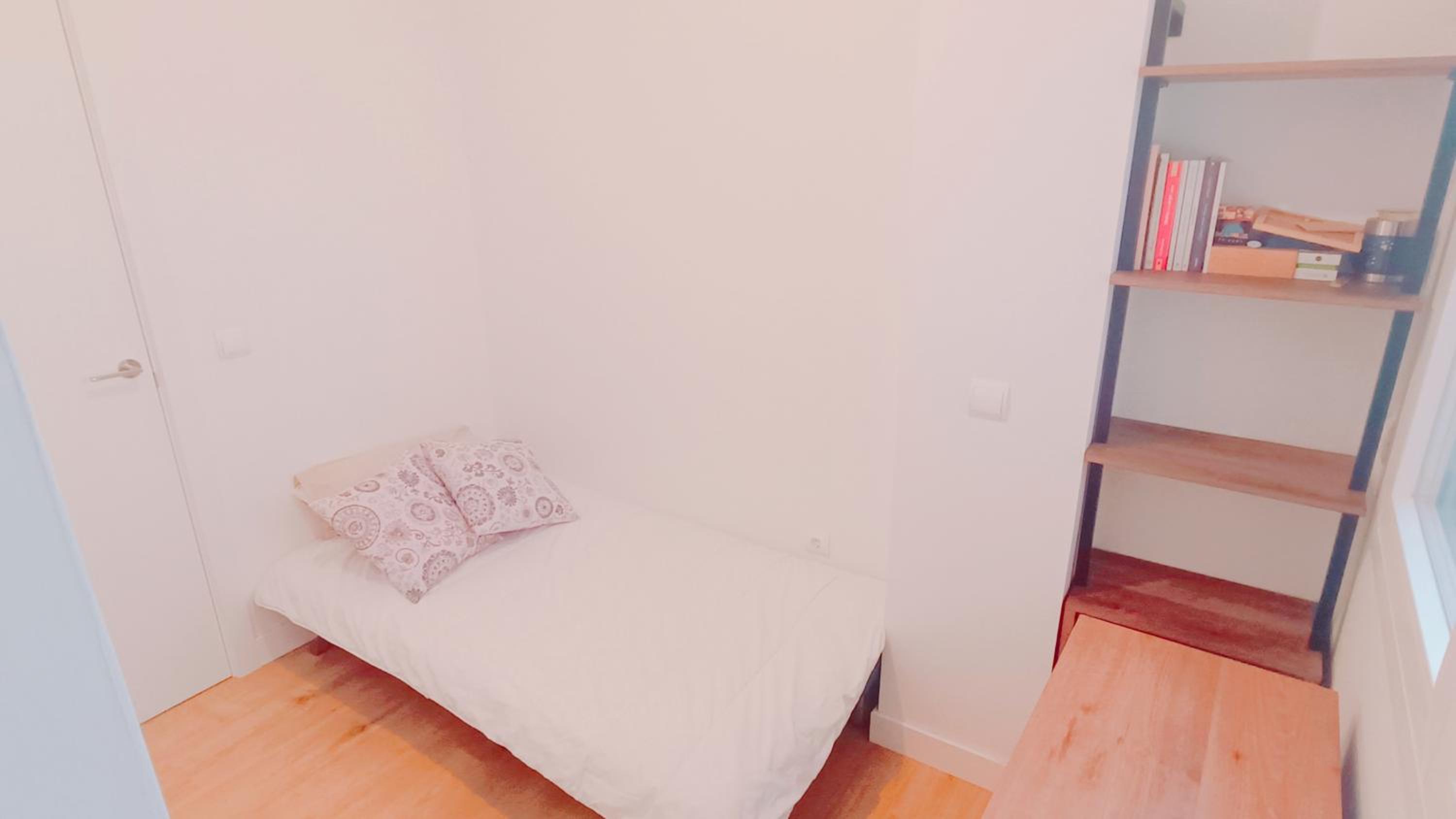 Luxury Apartment whit Patio in Royal Palace Madrid
