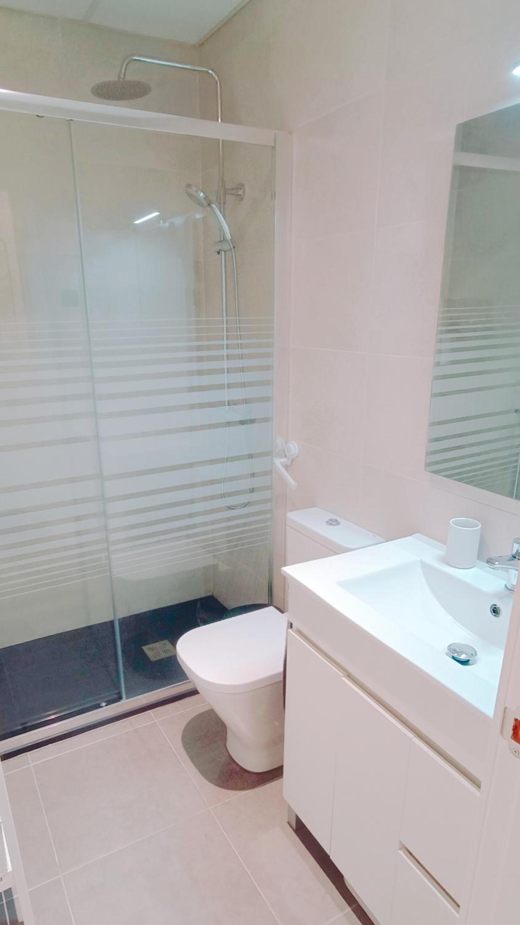 Luxury Apartment whit Patio in Royal Palace Madrid