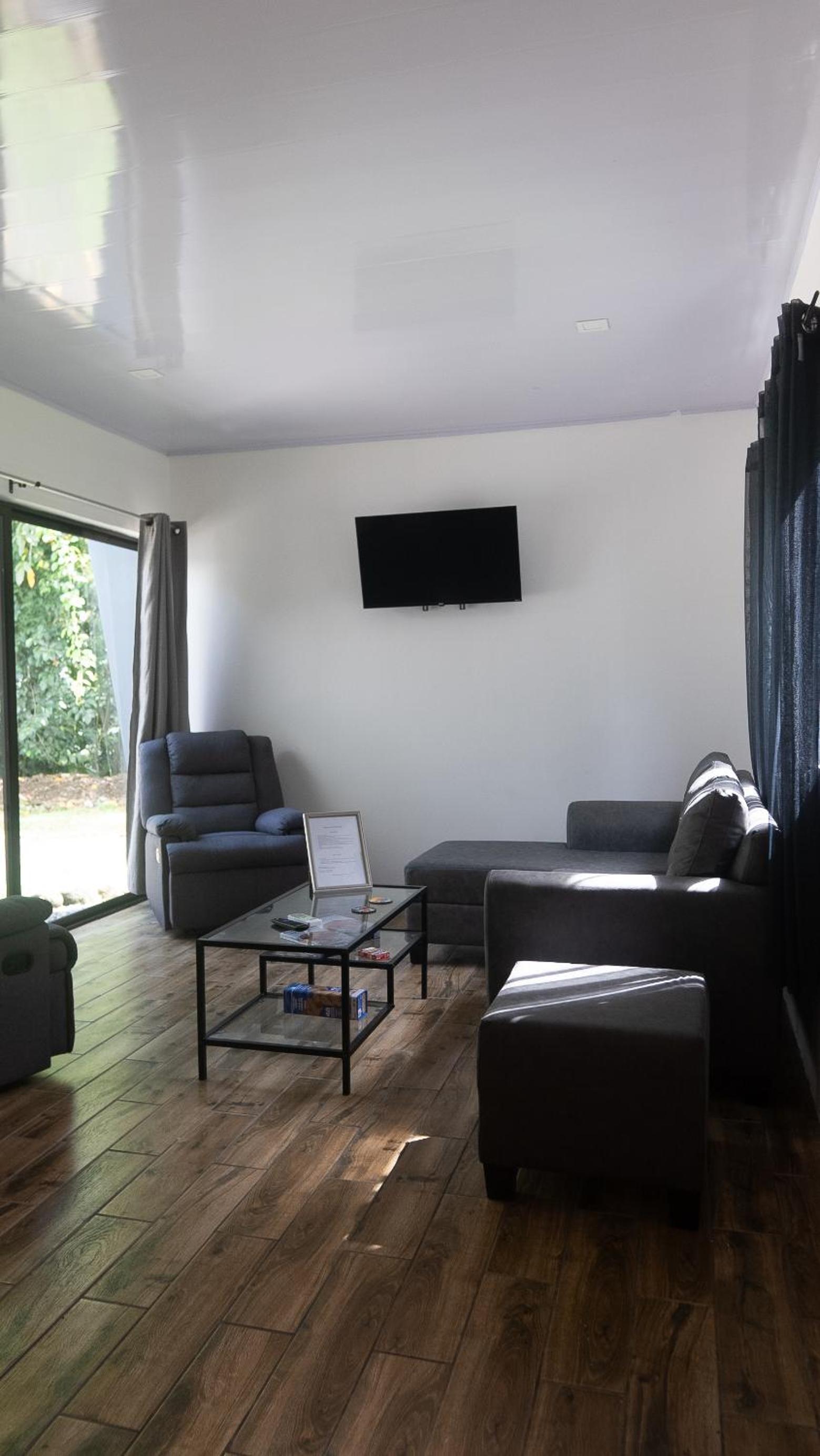Holly House La Fortuna