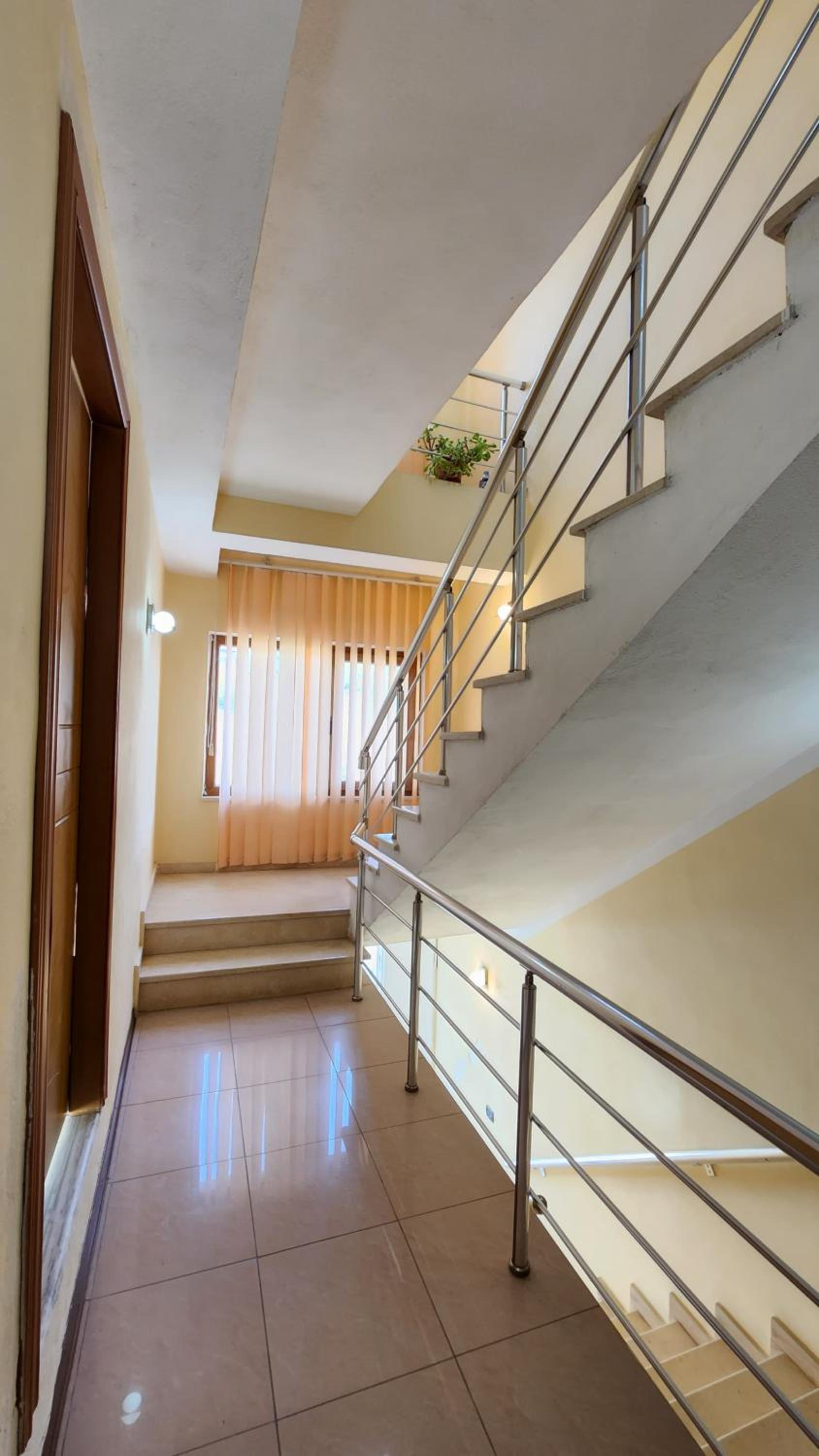 Kristi's Villa Apartments