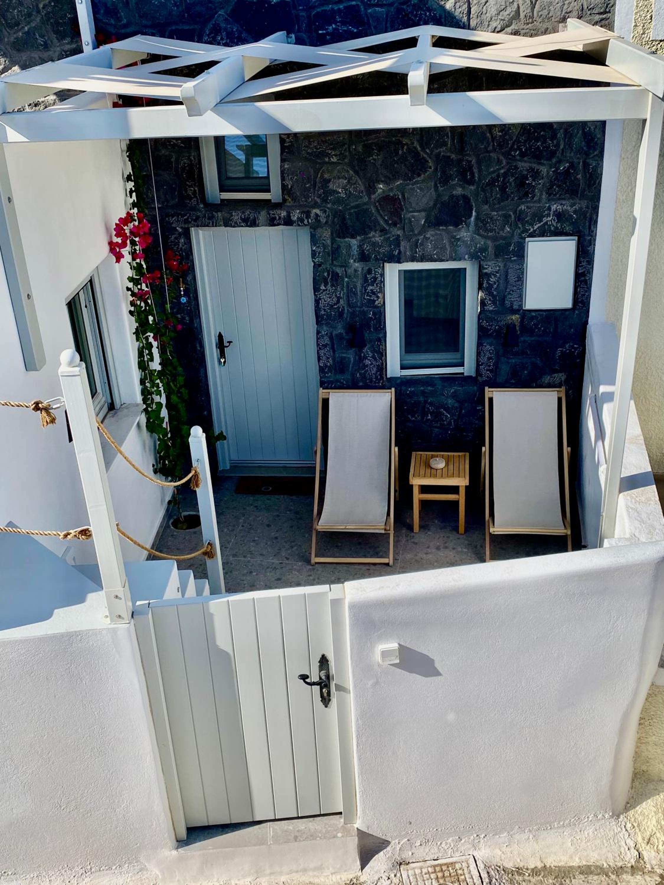 Euphemus Cave House photo 3