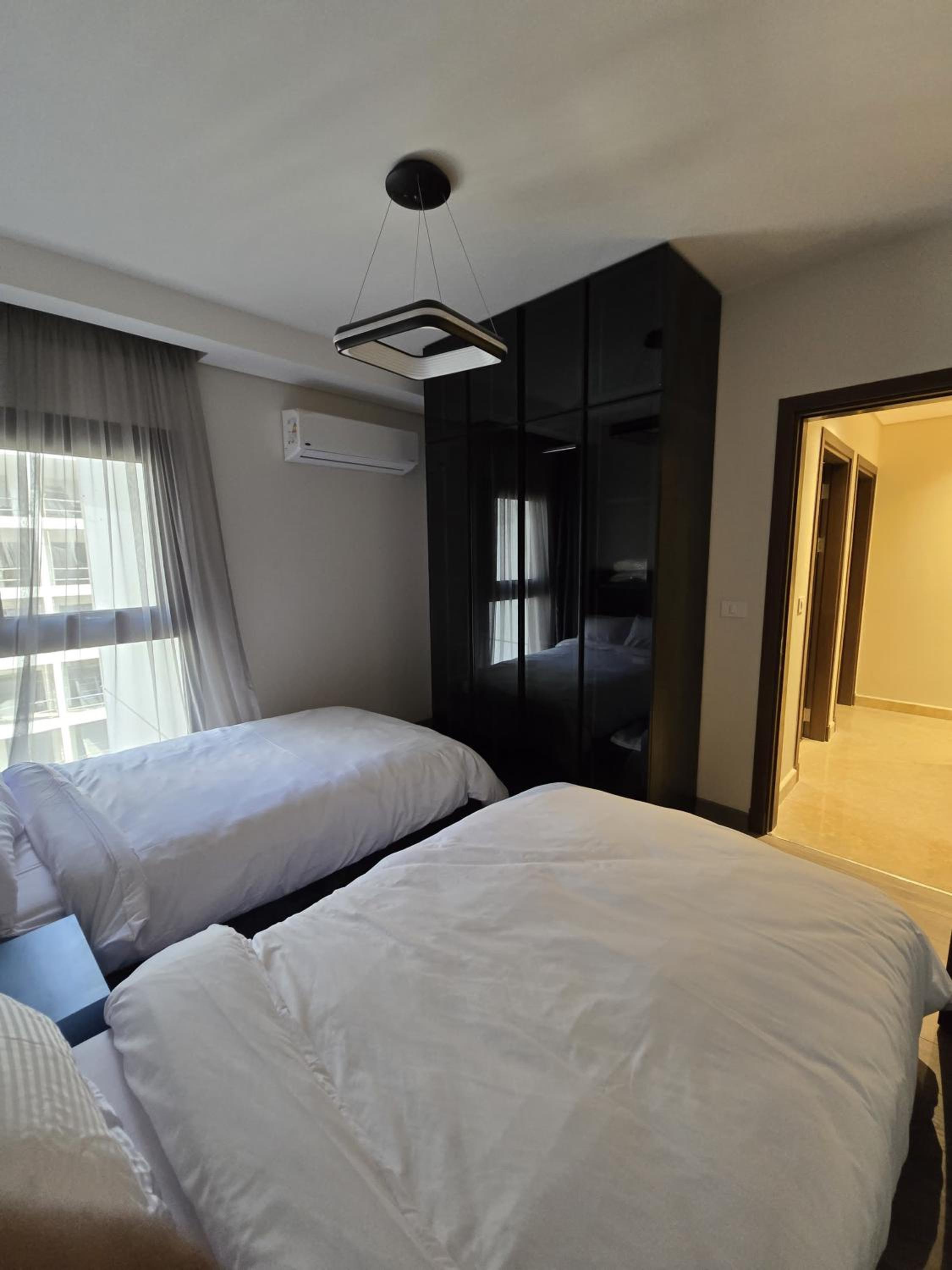 Elegant Zed Park Apartment