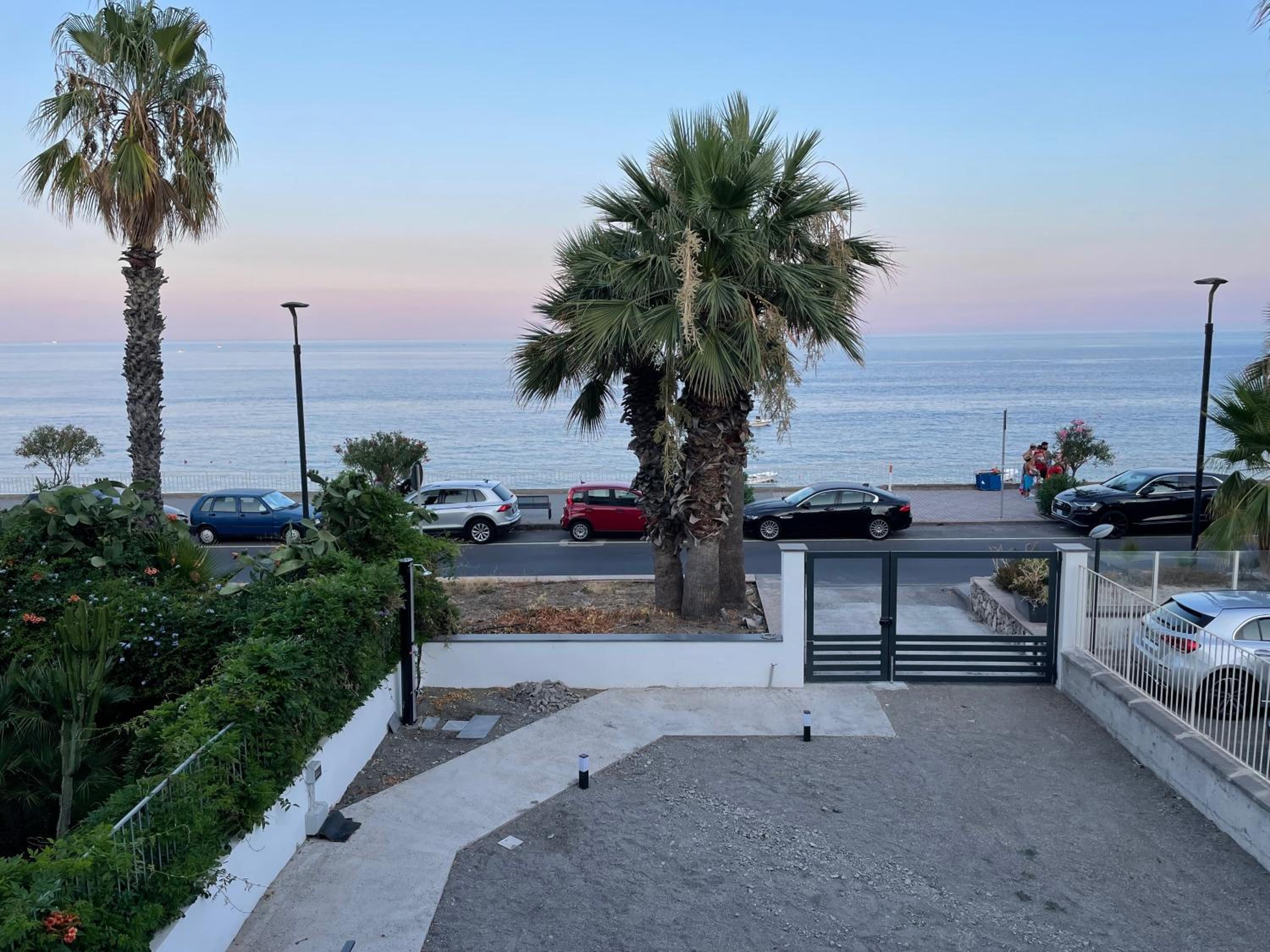 Sant'Alessio Seaside