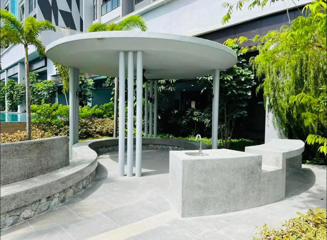TRION kLCC BY ABM UNIQUE HOME