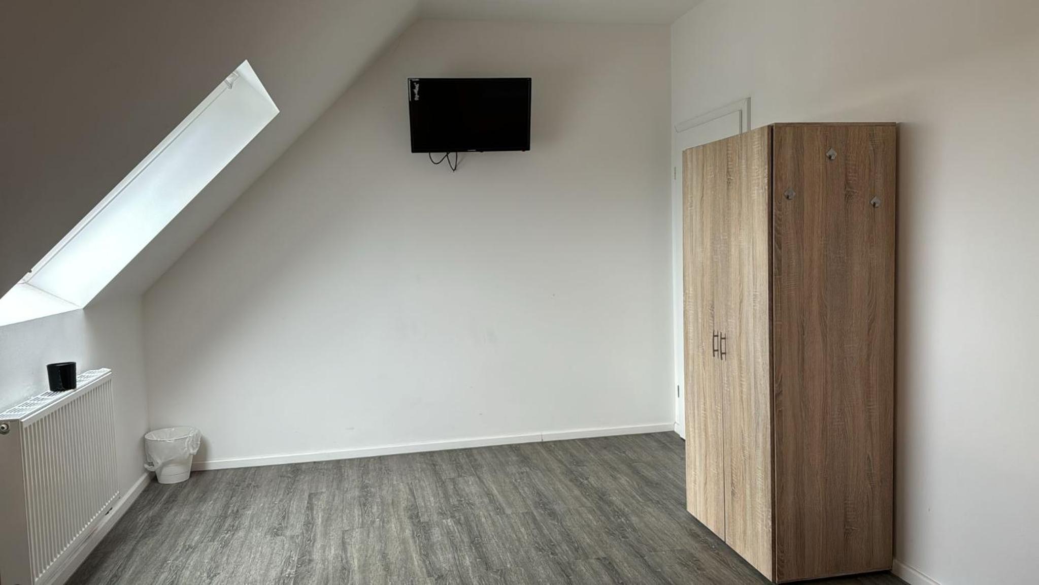 Two-Bedroom Private Suites with Bathroom & Kitchenette