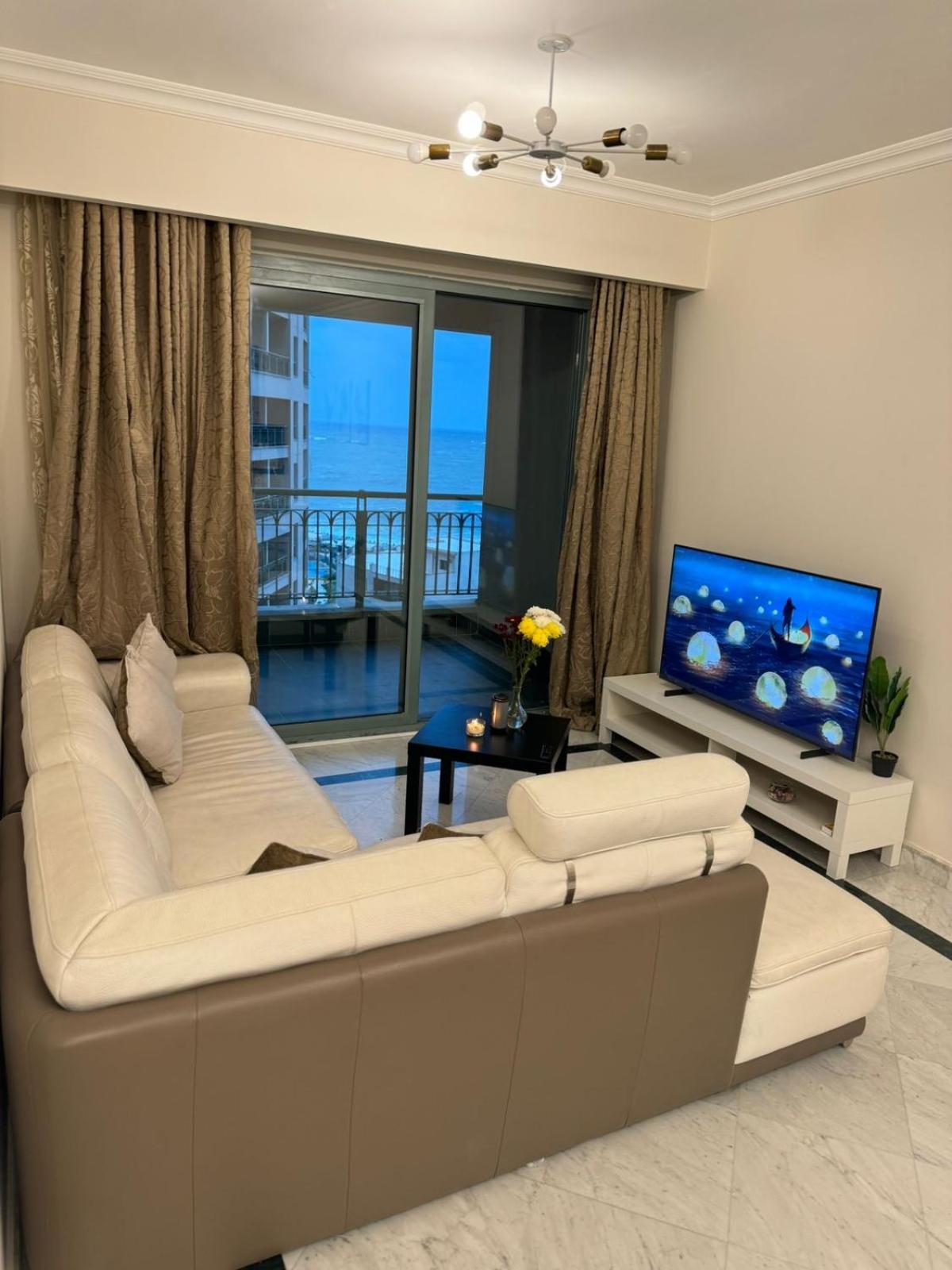 Cozy Apartment On San Stefano Grand Plaza Towers