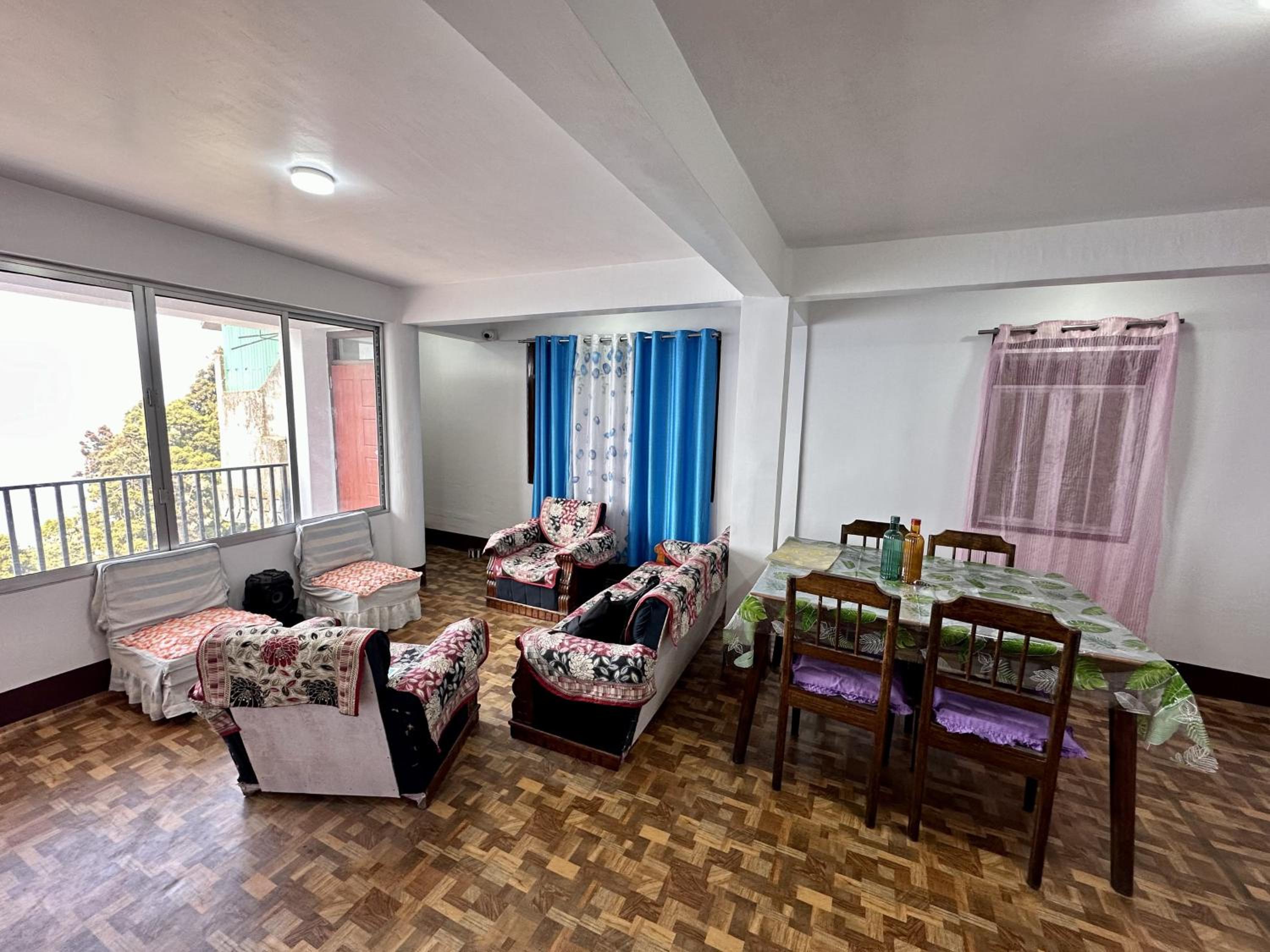 Avira Homestay