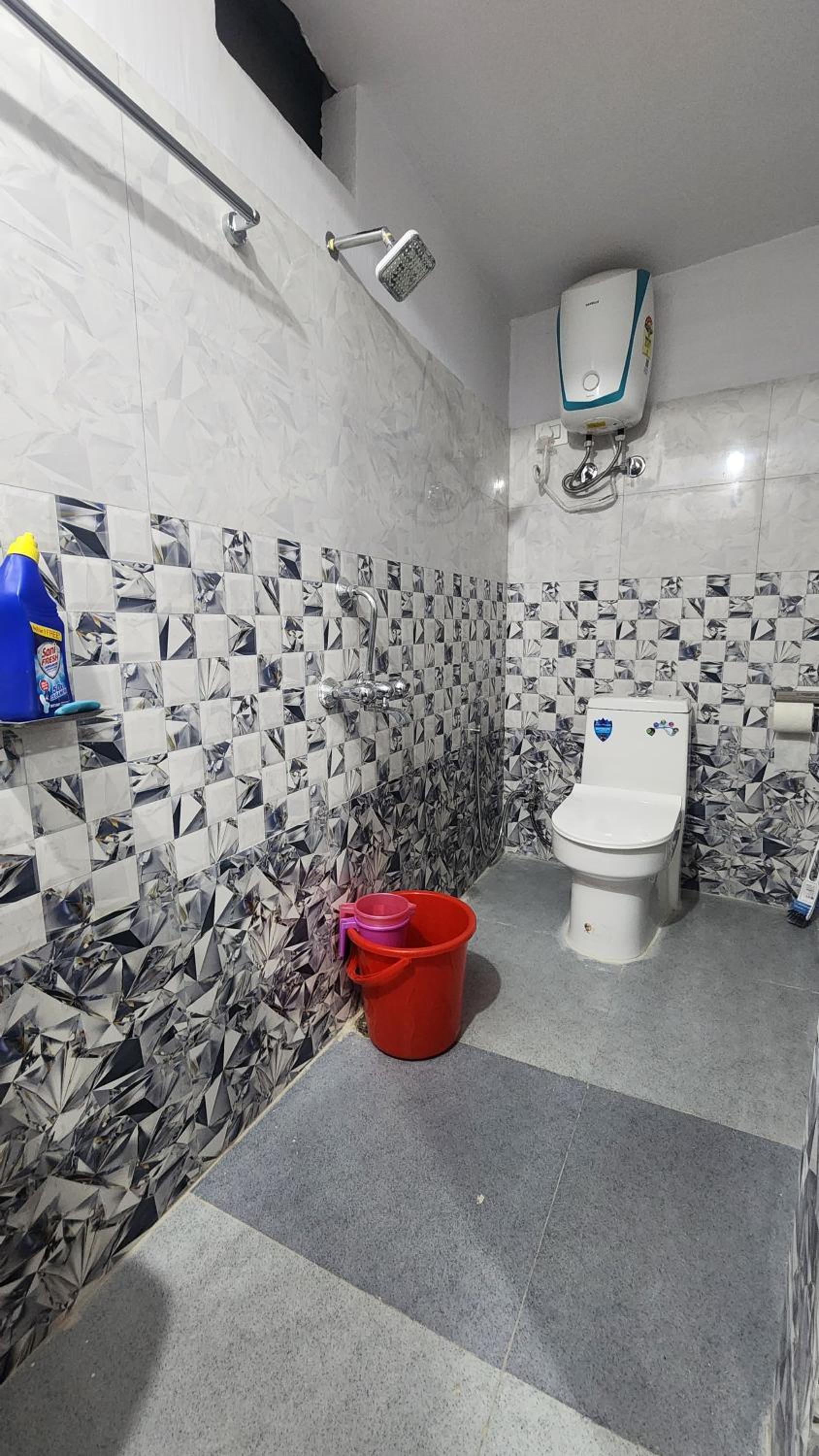 Avira Homestay
