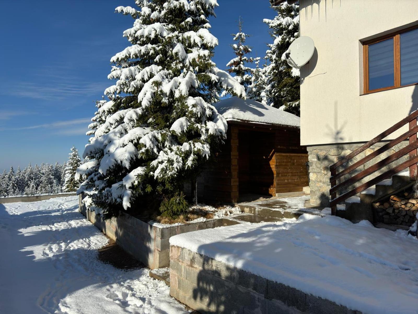 Casa Adam view 2