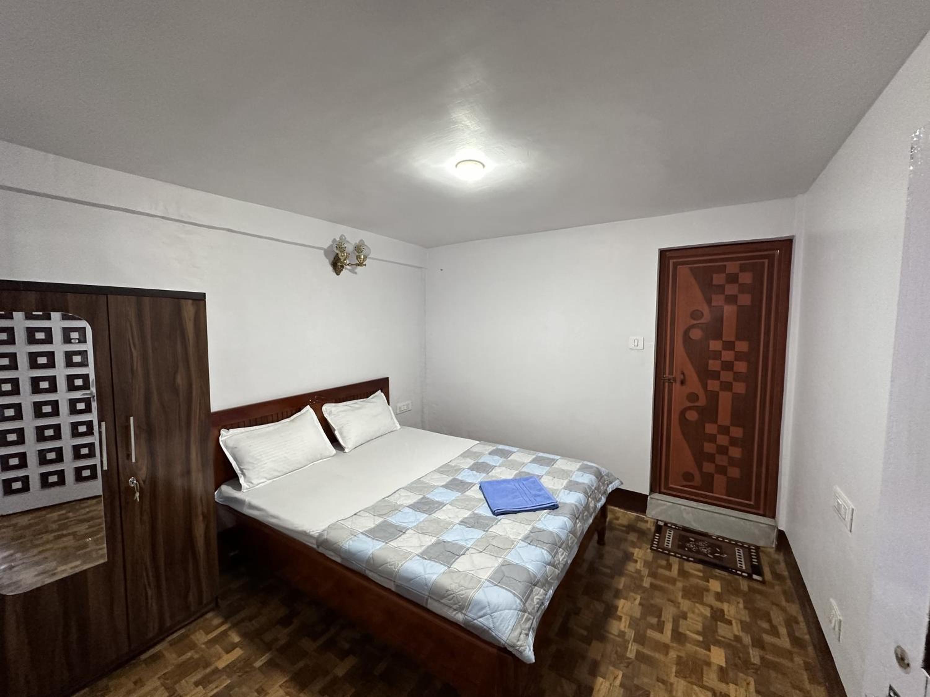 Avira Homestay