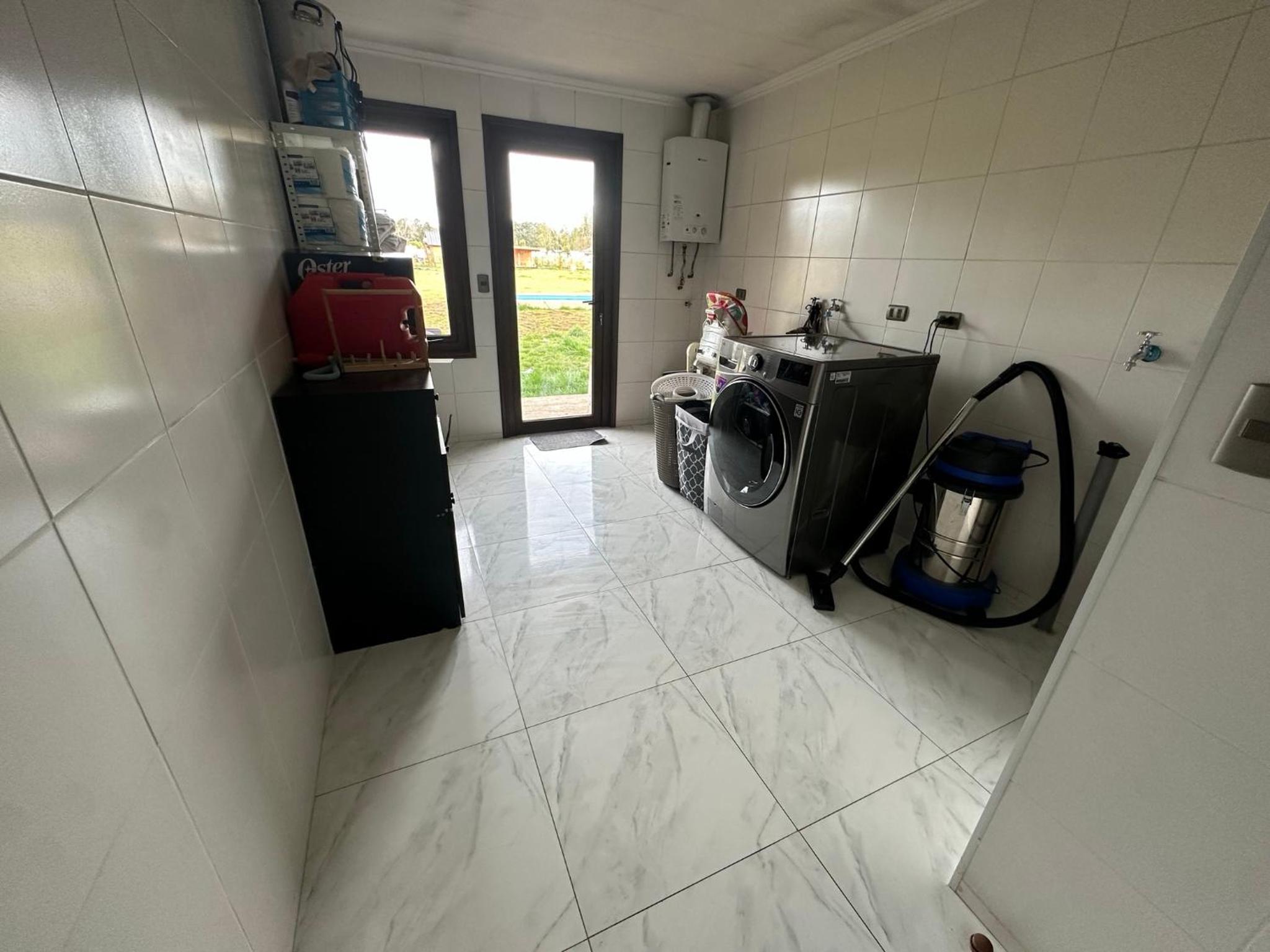 Casa con piscina, tinaja y acceso al río VOIPIR