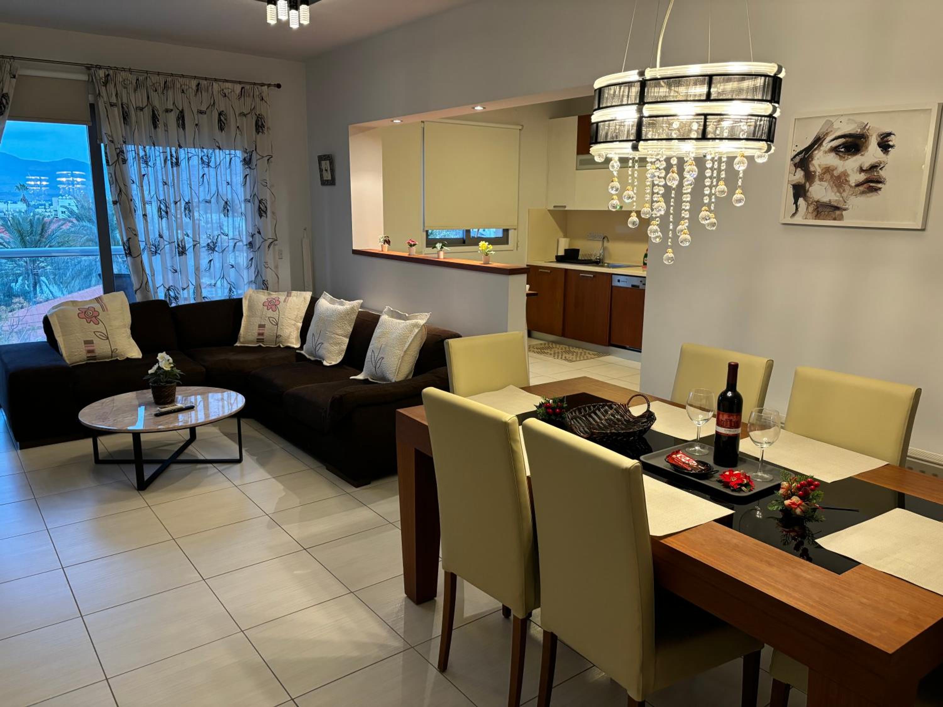Queens Boutique Apartment 2BR