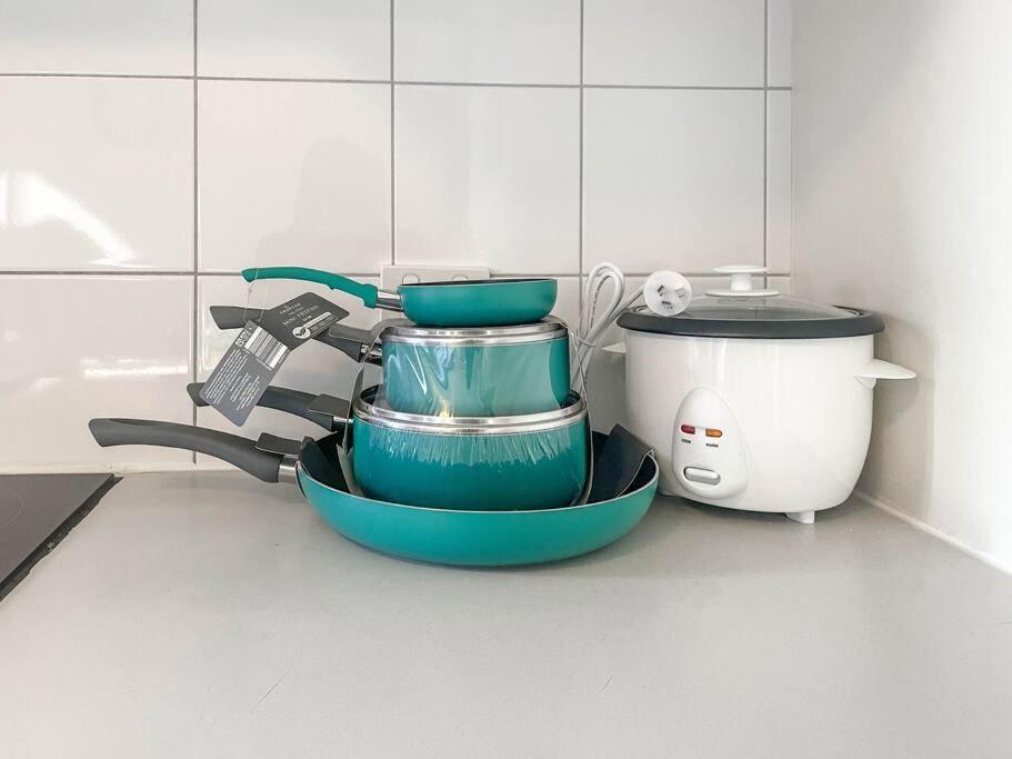 Urban Compact Stylish 2B1B - CBD