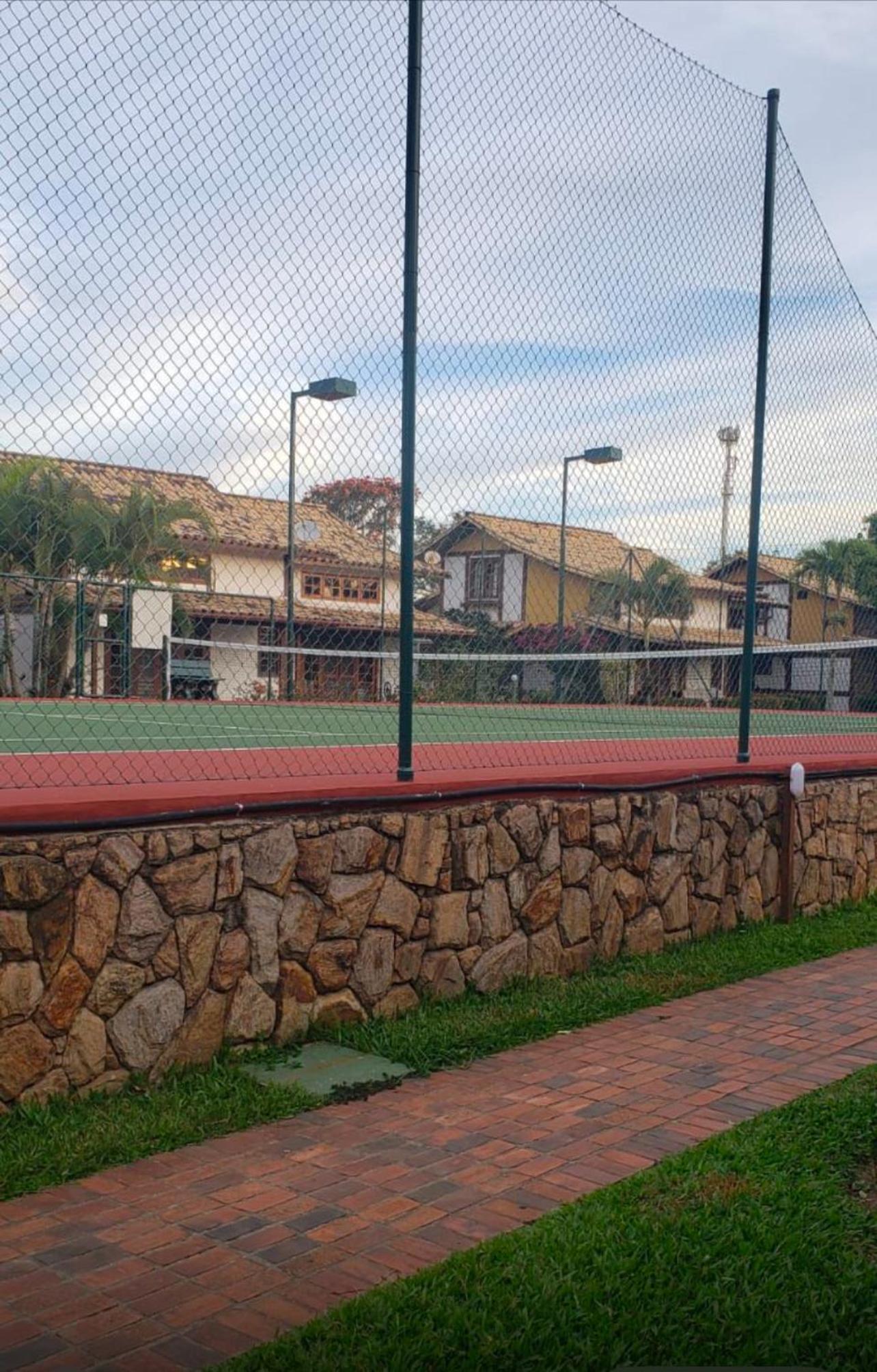 LINDA CASA CONDOMÍNIO EM BÚZIOS