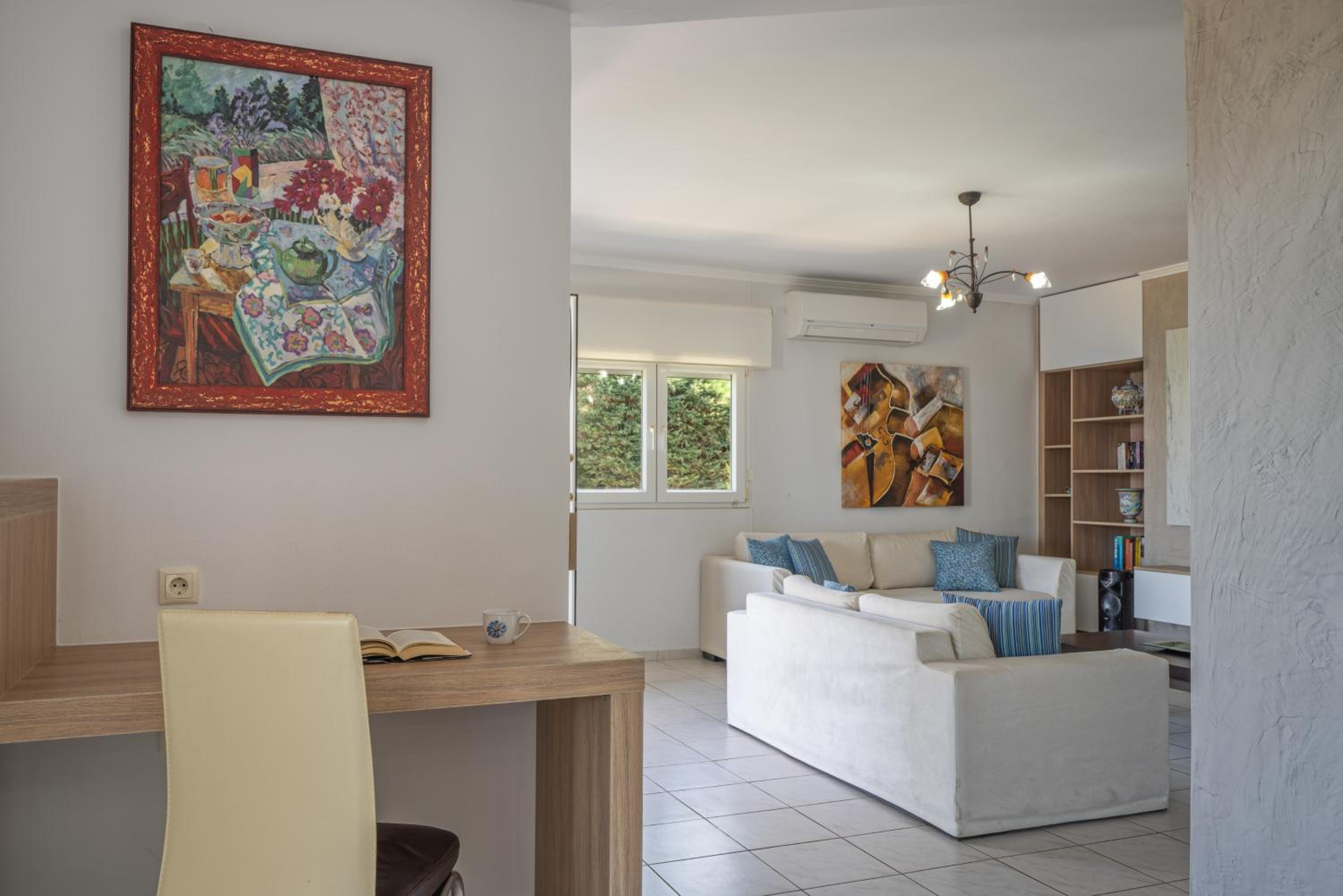 VILLA ARIADNI