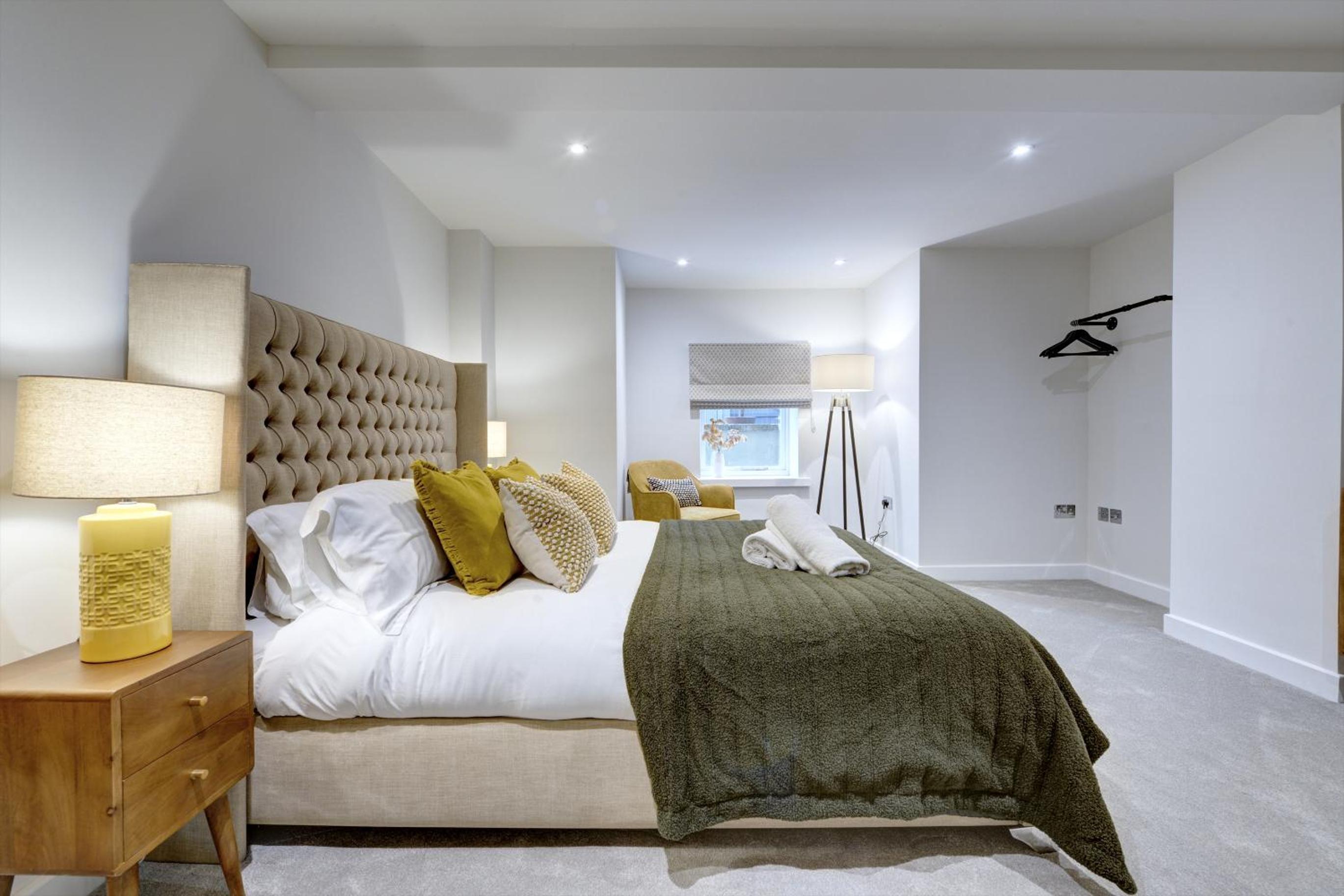 Harrogate Contractor Stays