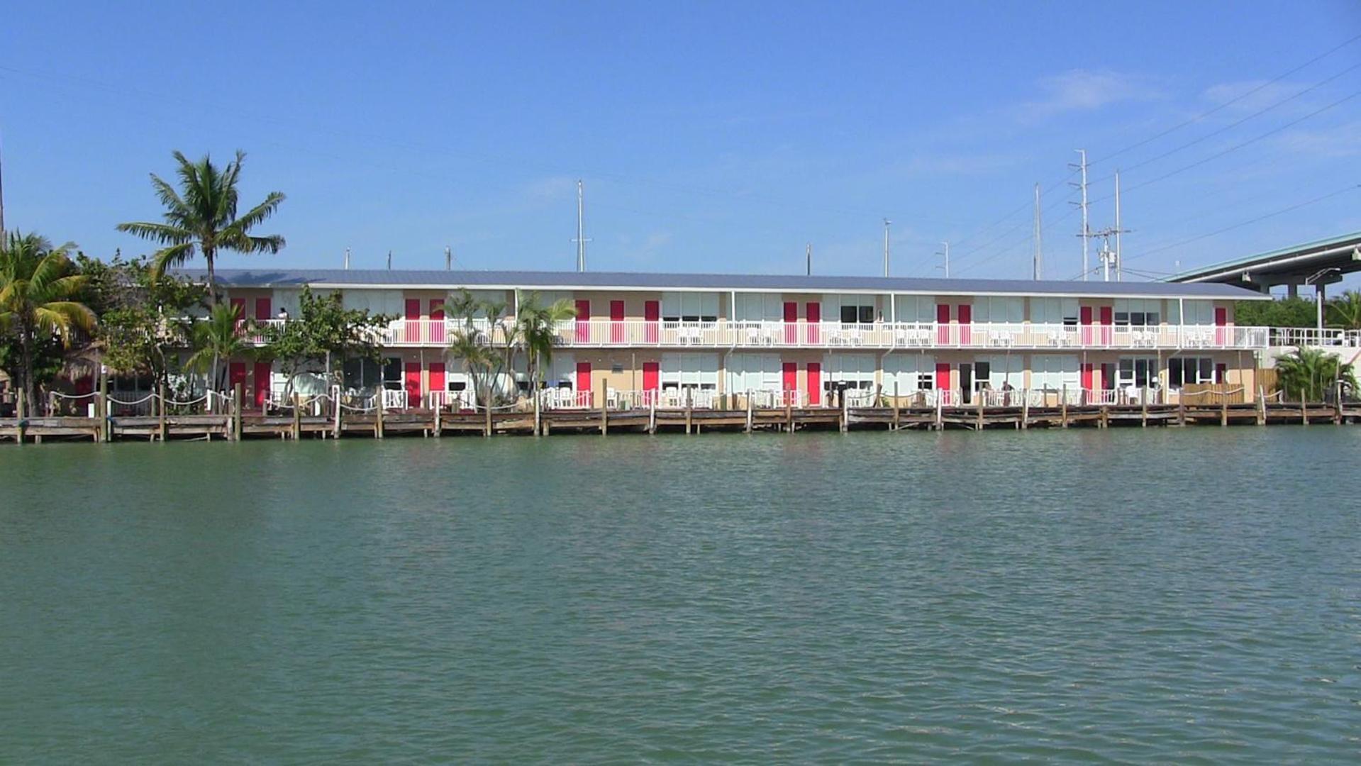 Gilbert's Resort & Marina