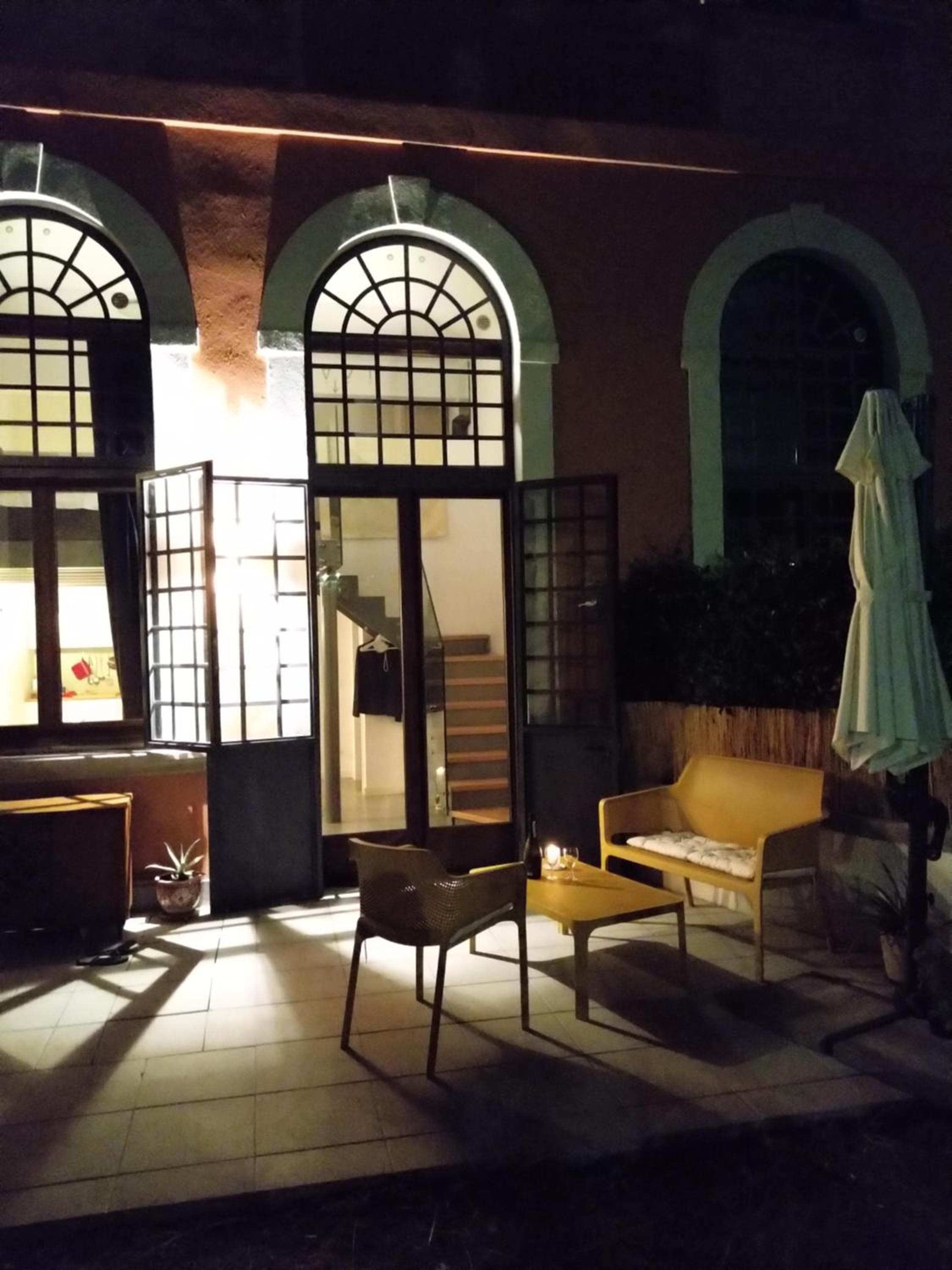 mini loft Lido with own sunny & private garden view 4