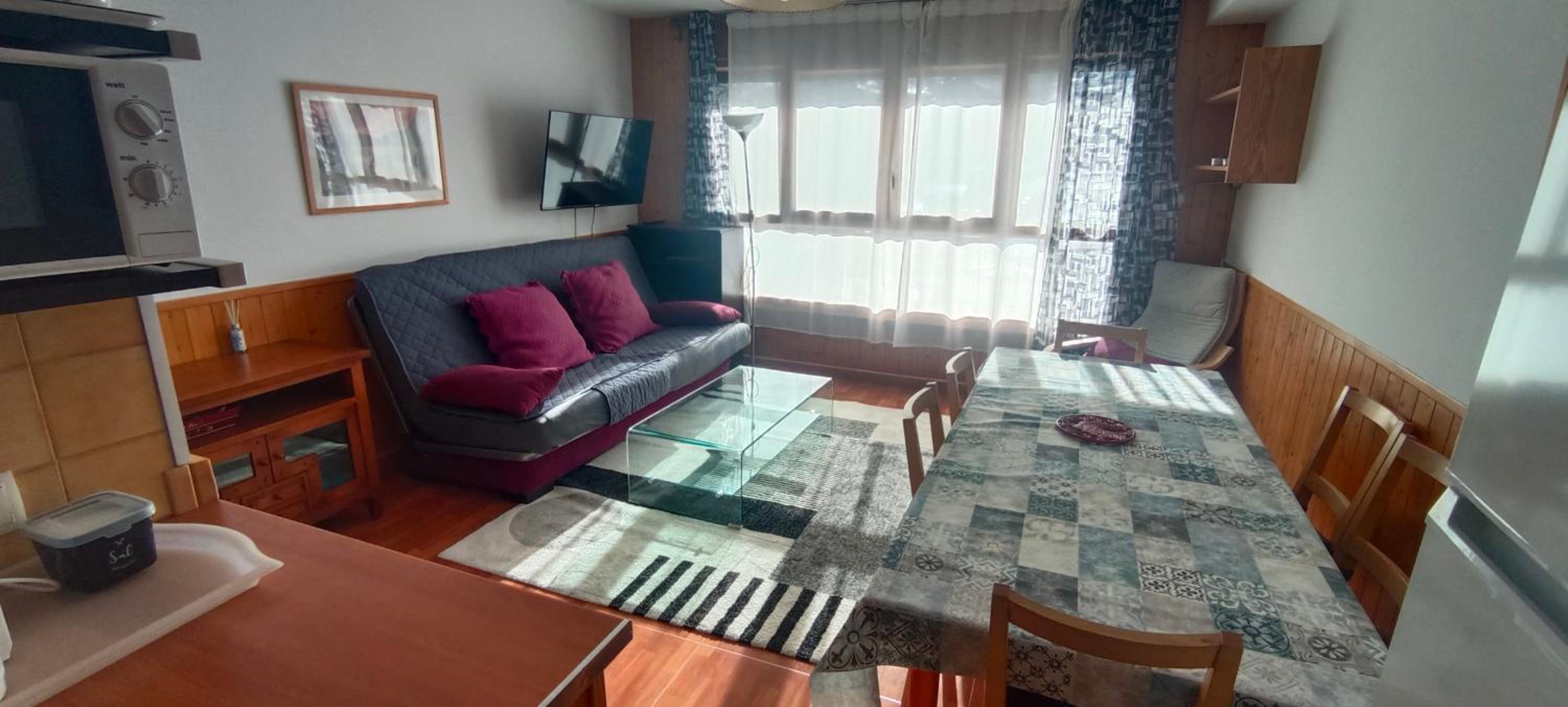 Apartamento a pie de Pistas con Parking Privado