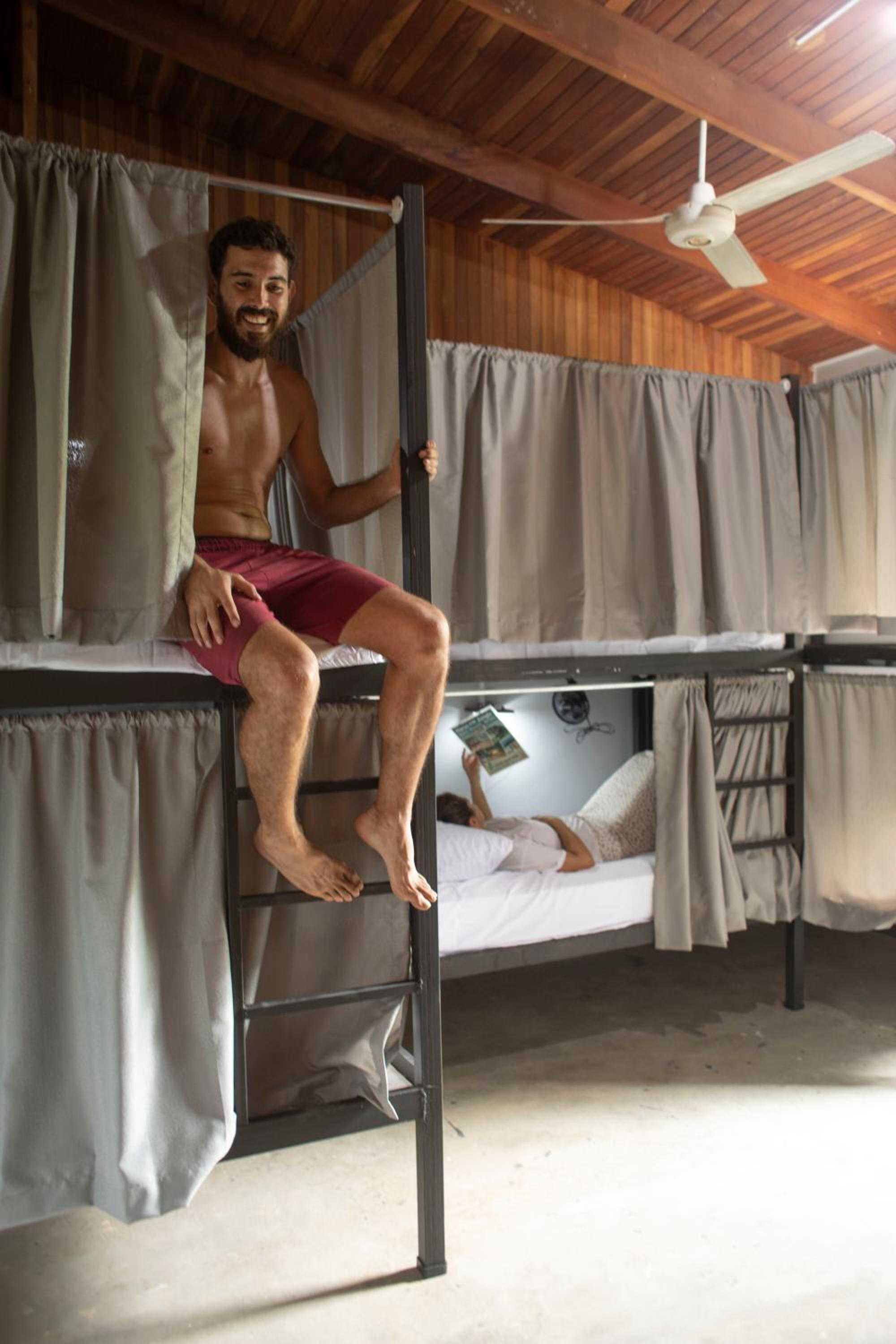 Argdivan Beach Hostel