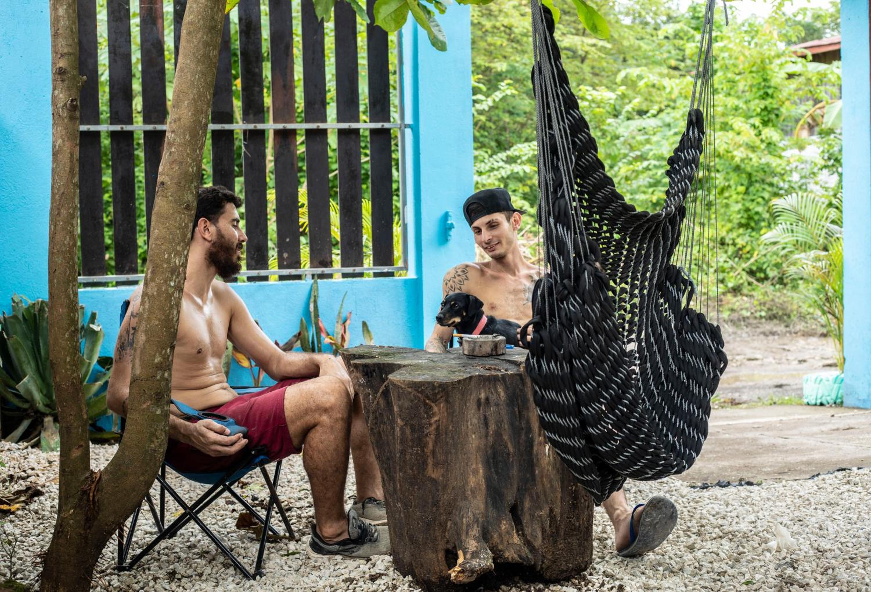Argdivan Beach Hostel
