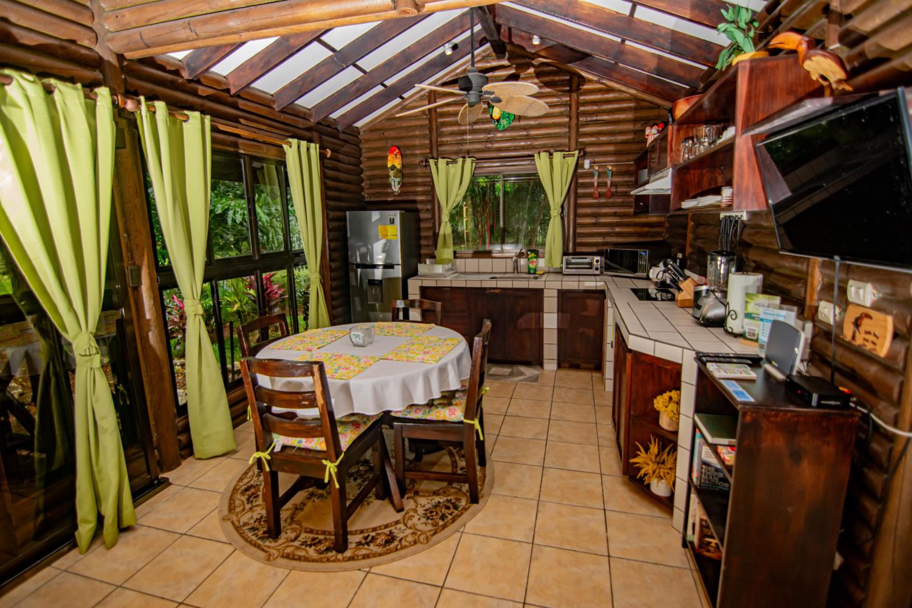 Cabaña Los Tucanes