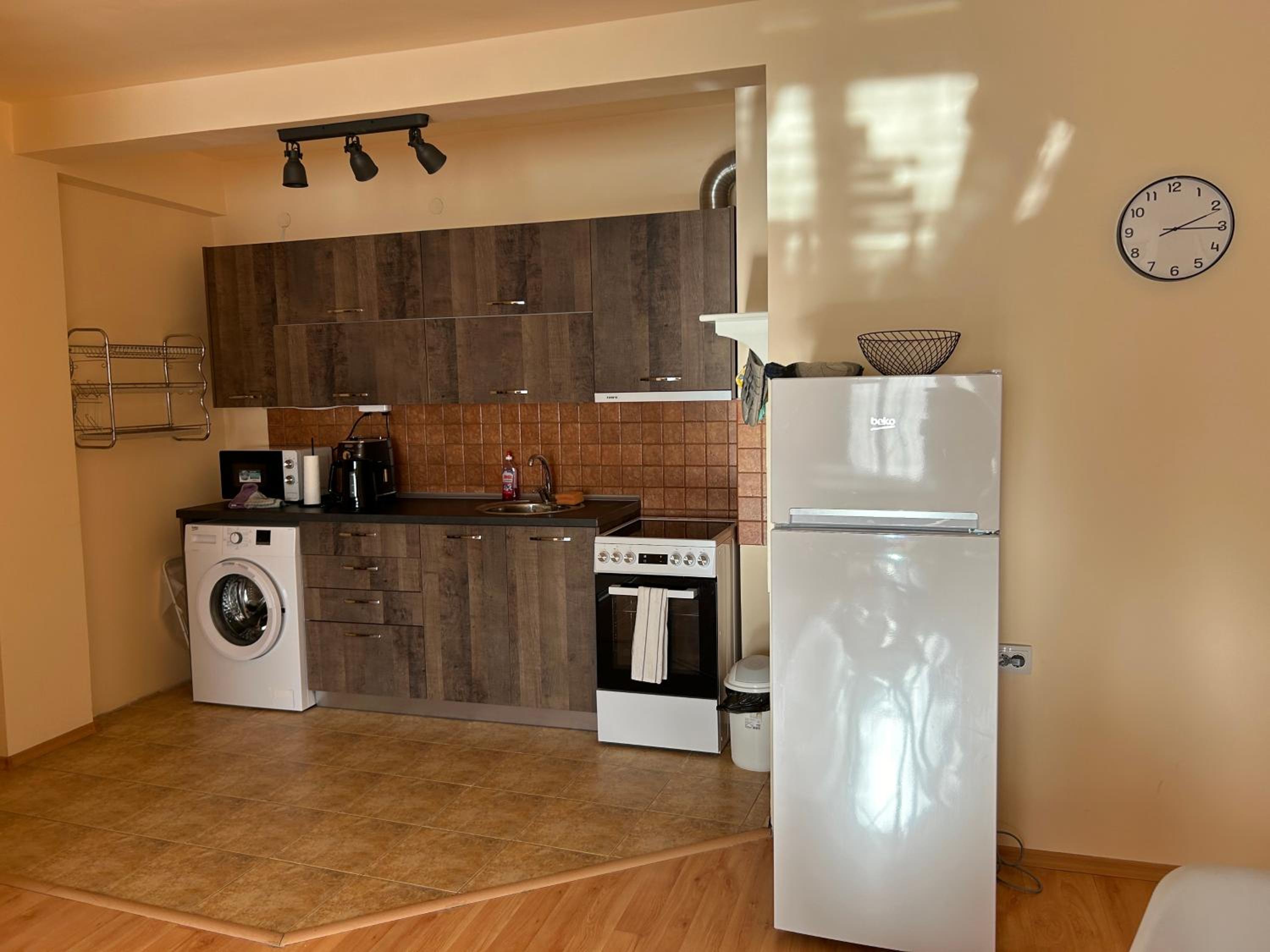 Nice, Spacious and Cozy Apartment
