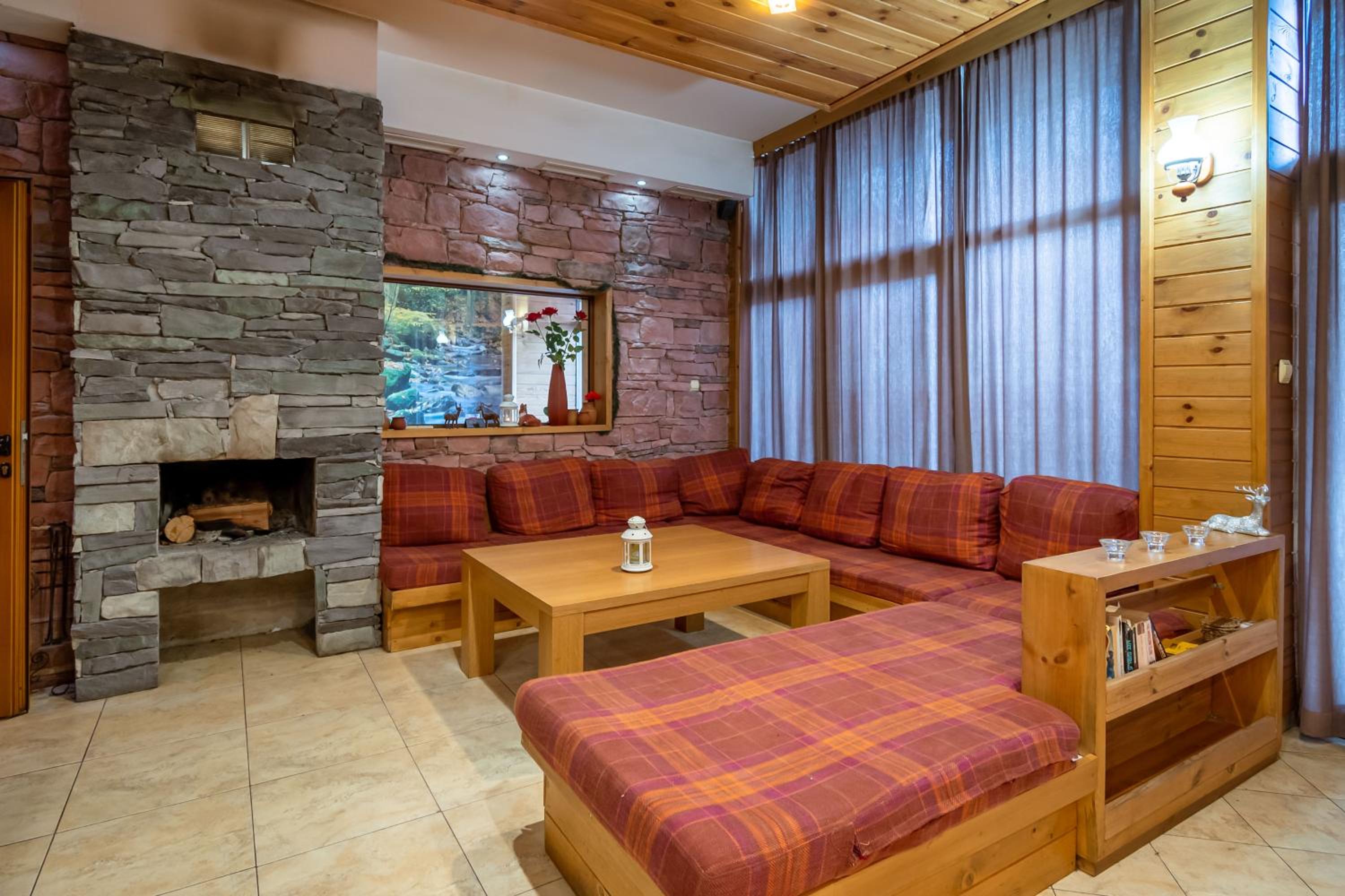 Bansko Vacations - Chalet Bizet cosy home in Bansko breakfast incl - Property Image 14