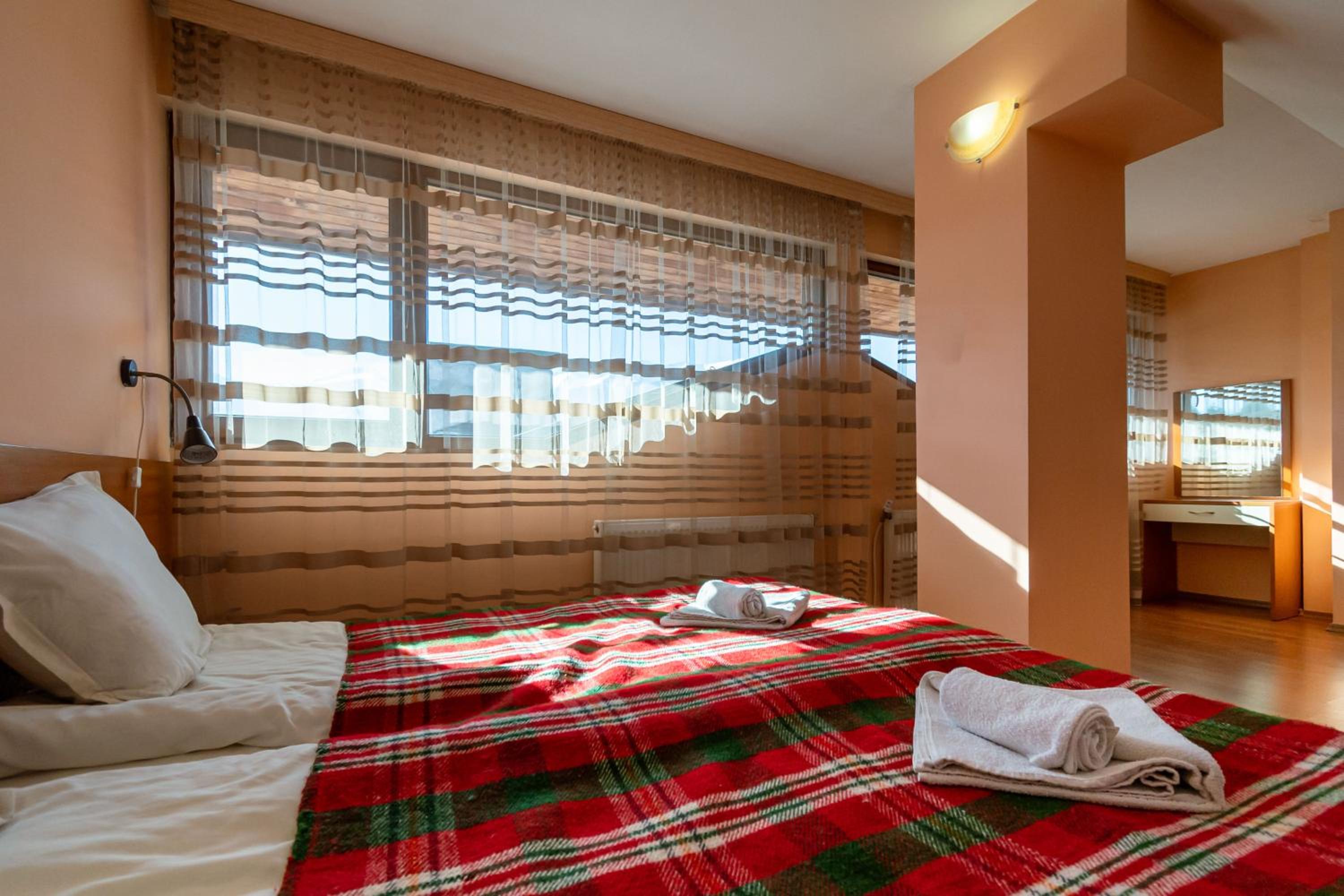Bansko Vacations - Chalet Bizet cosy home in Bansko breakfast incl - Property Image 16