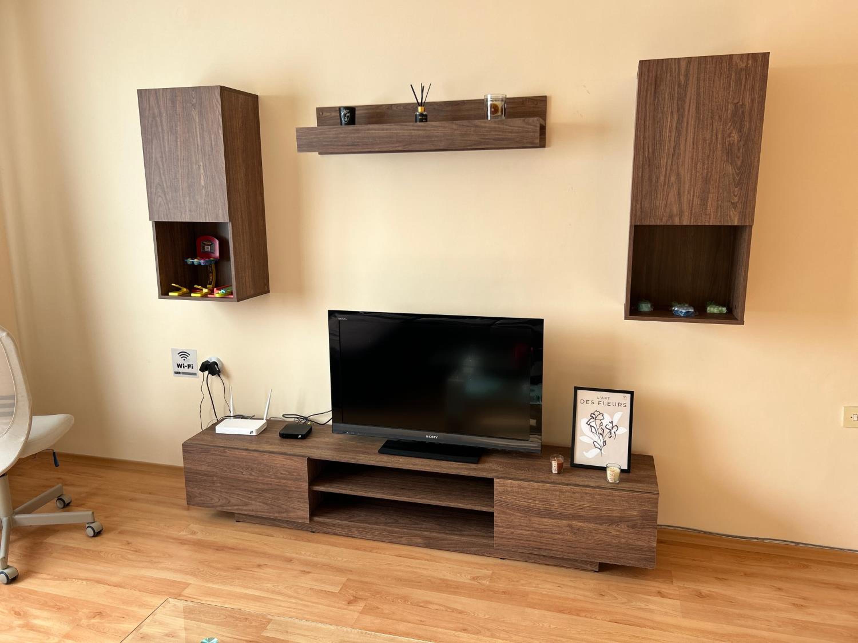 Nice, Spacious and Cozy Apartment