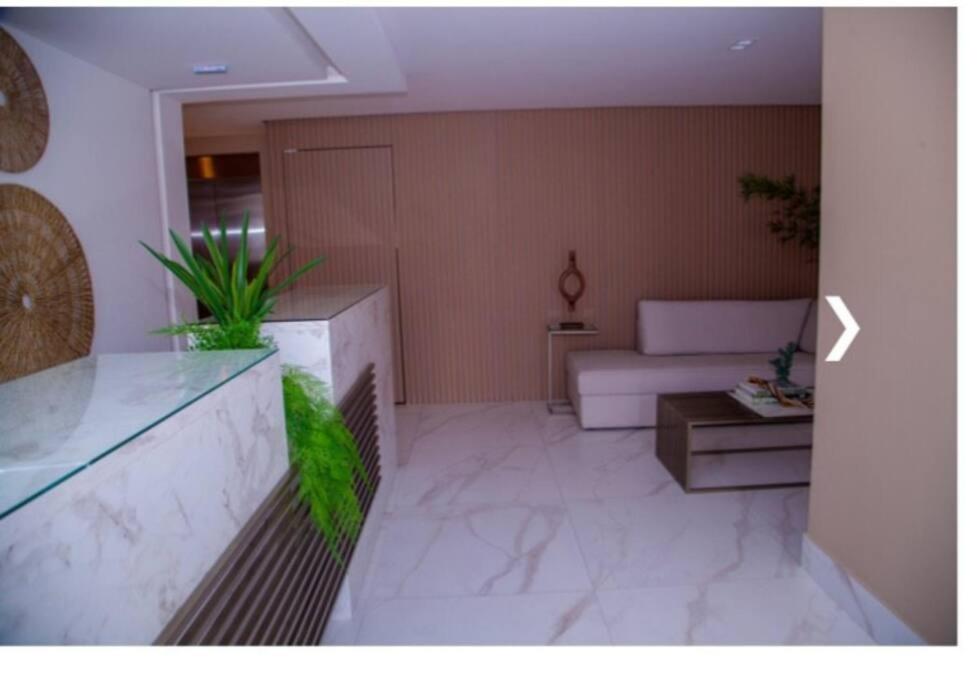 Apartamento encantador com piscina