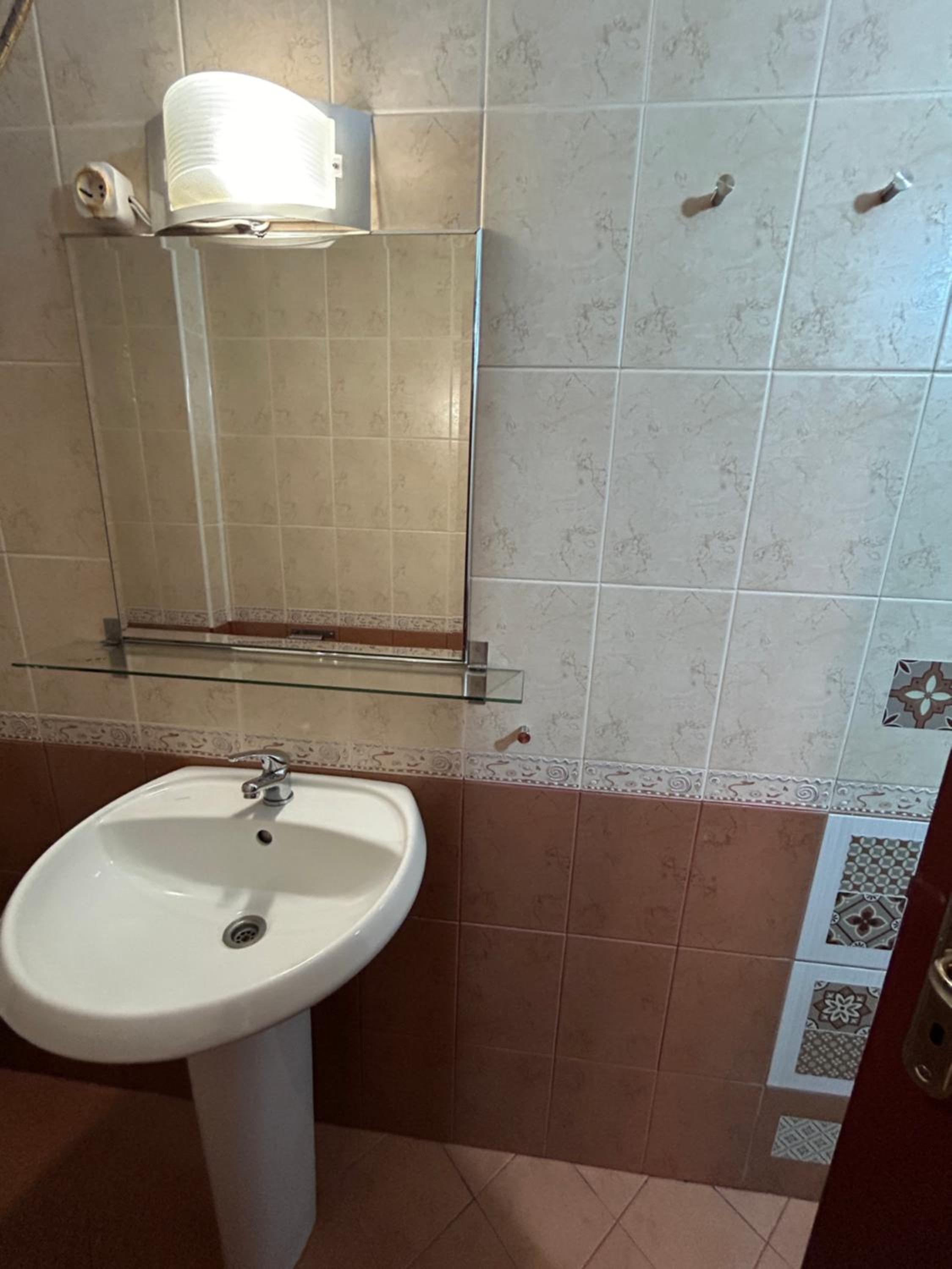 Nice, Spacious and Cozy Apartment
