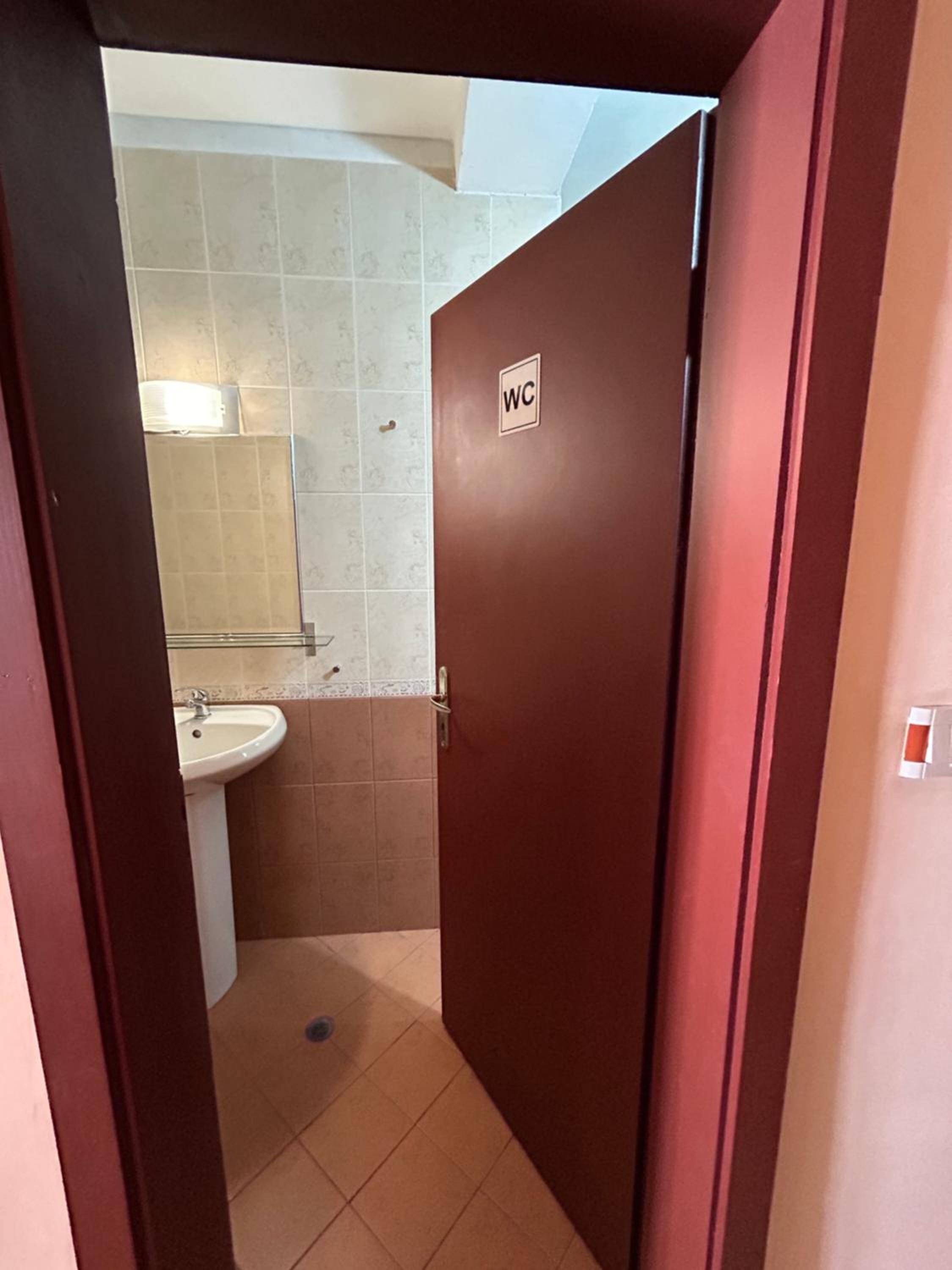 Nice, Spacious and Cozy Apartment