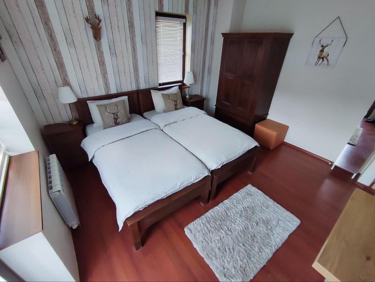 GALA 2Bedroom Apartment 200m from Gondola