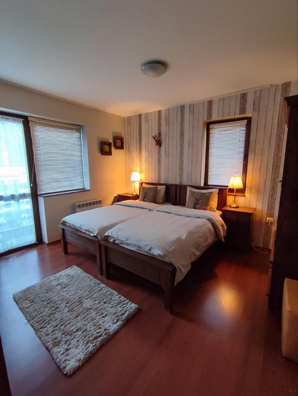 GALA 2Bedroom Apartment 200m from Gondola