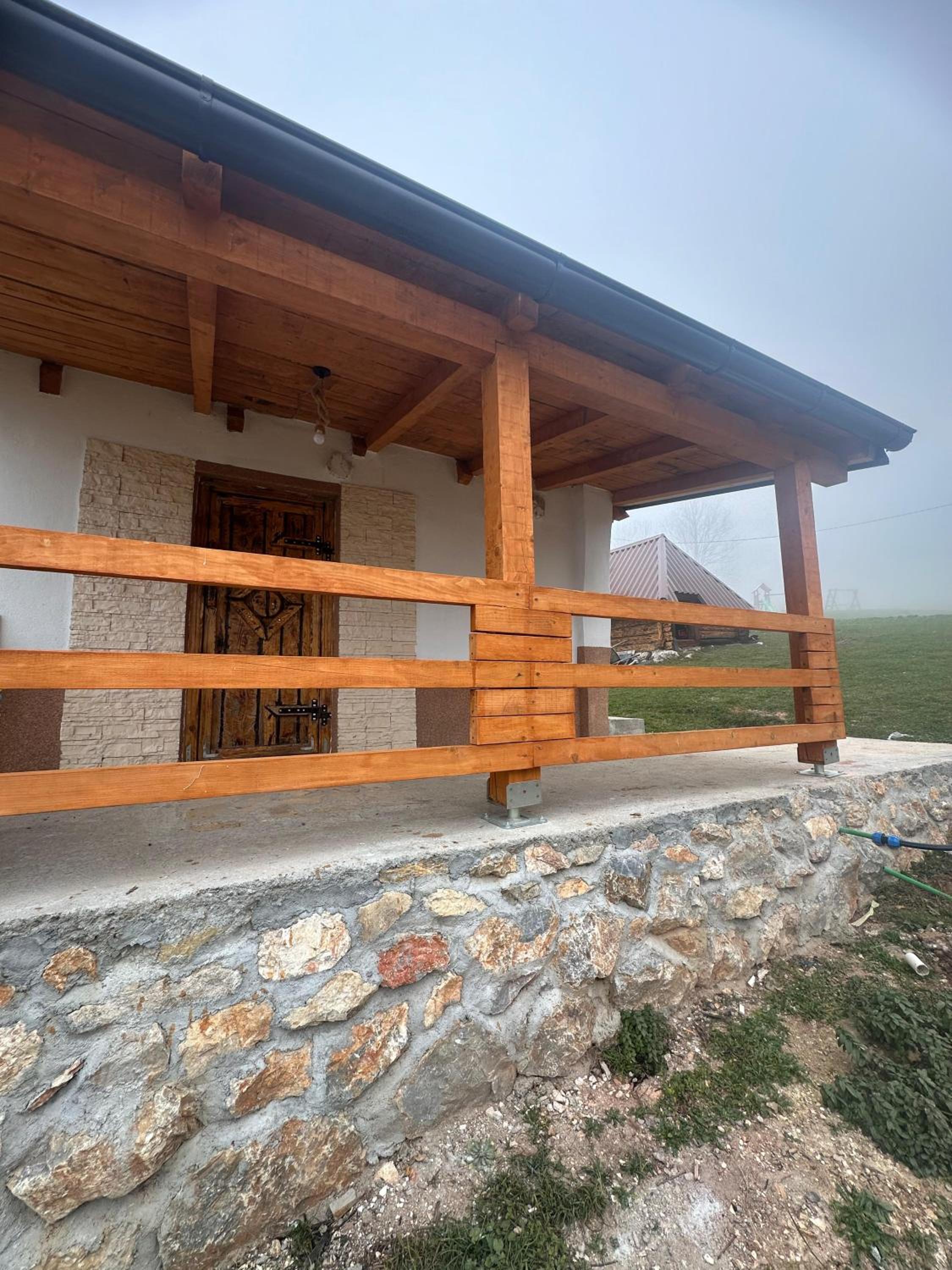 Vikend kuce i odmaraliste JuliE etno - Sarajevo Jahorina