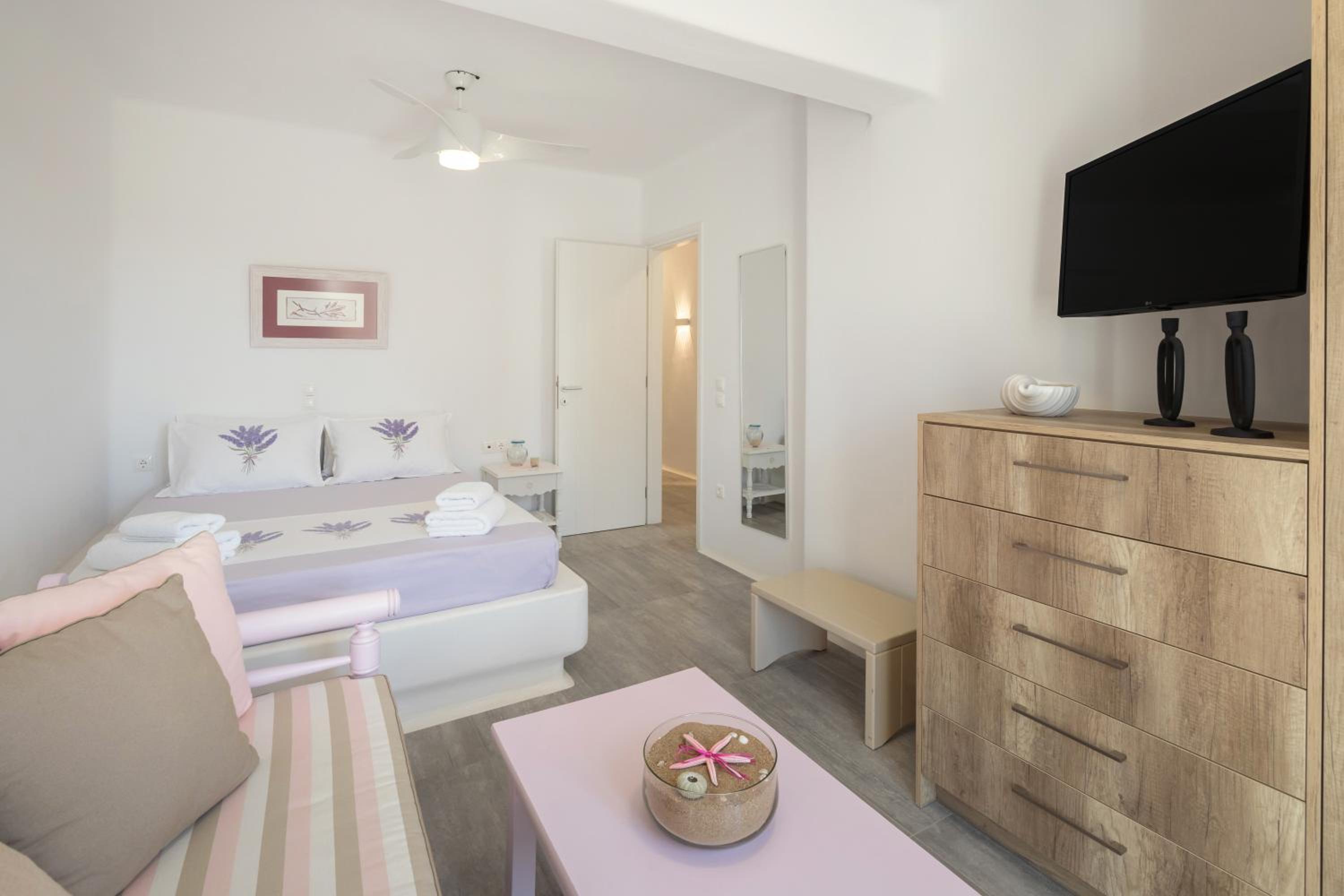 Paros Melodia Apartments