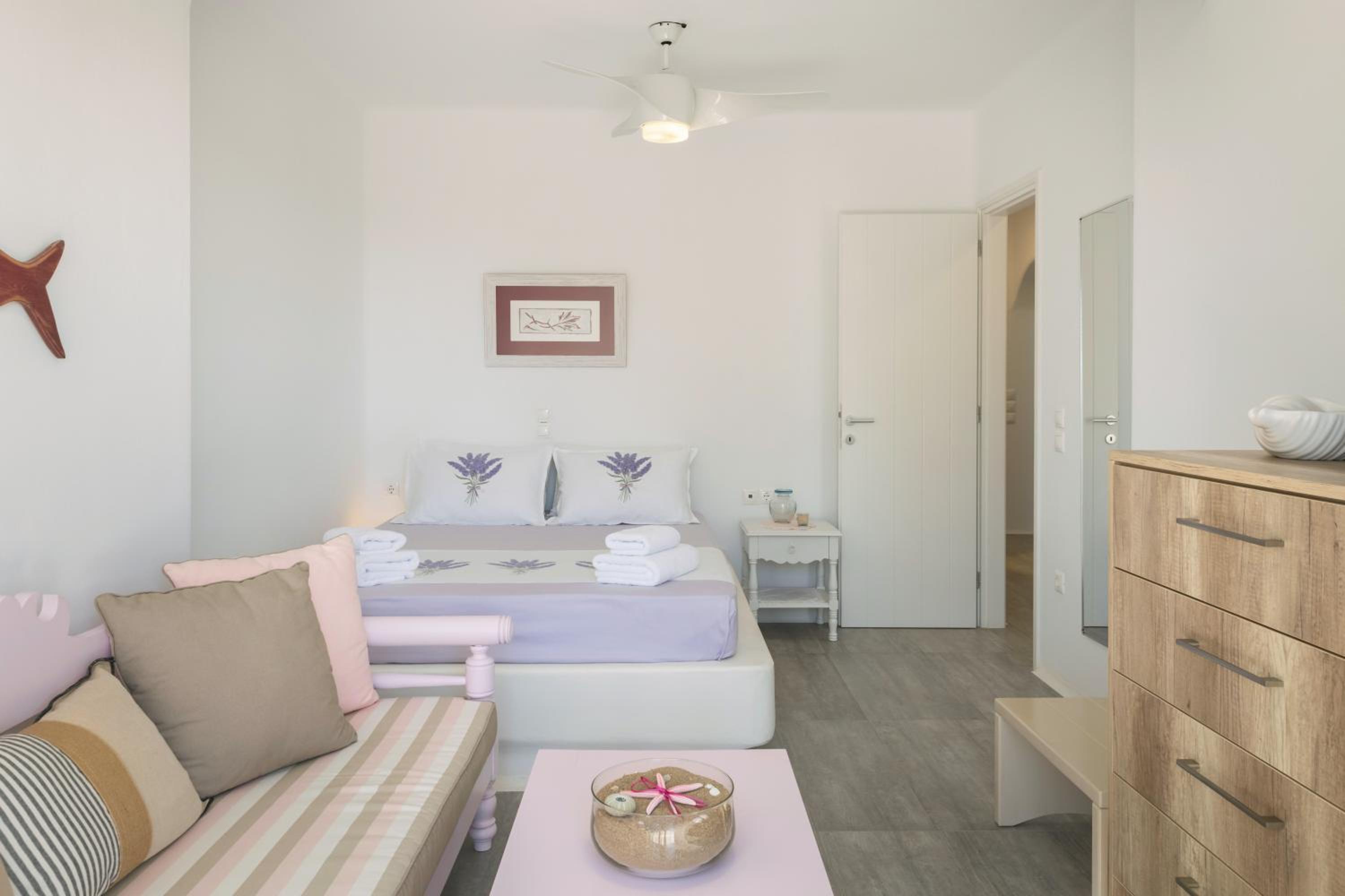 Paros Melodia Apartments