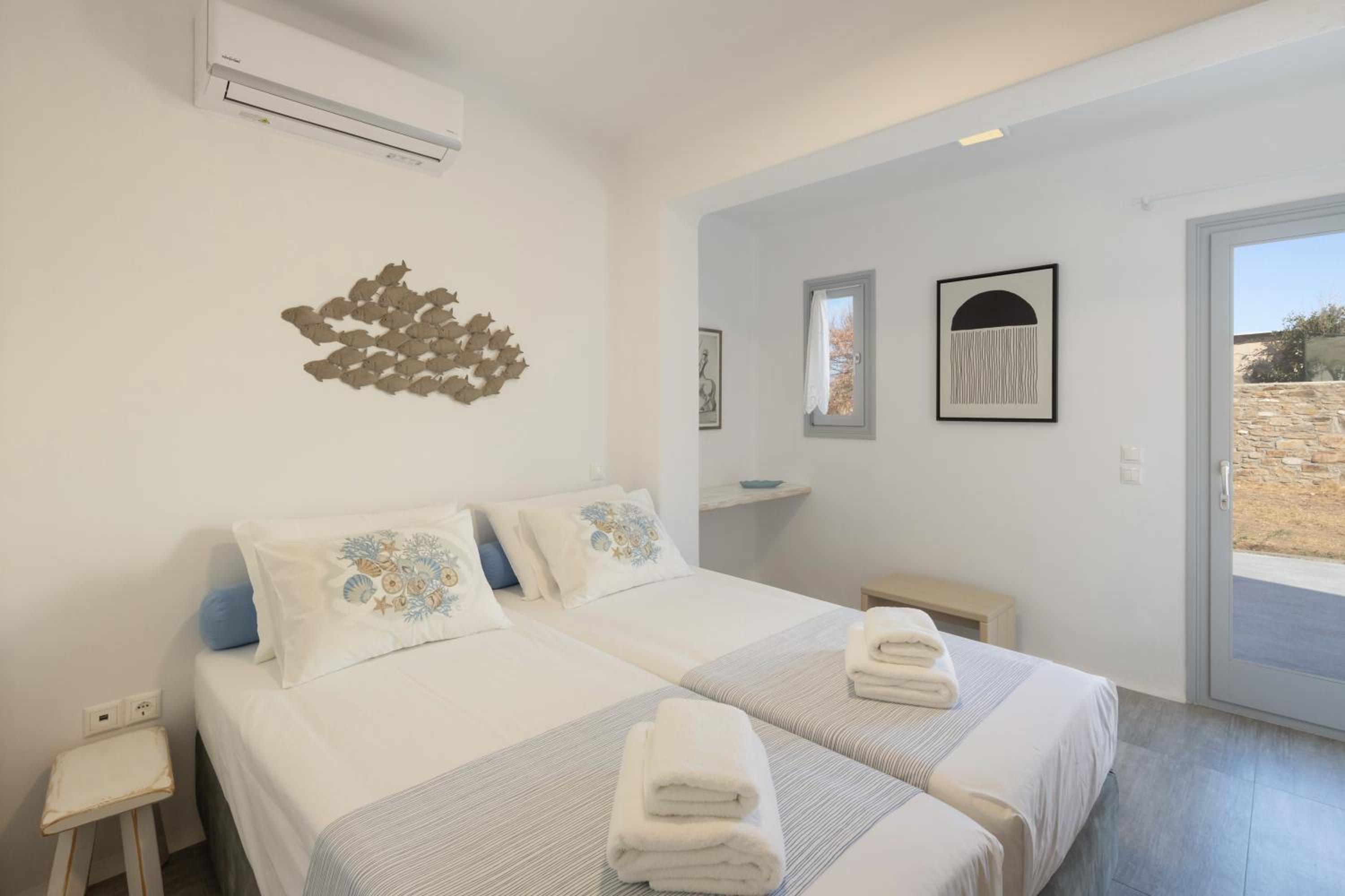 Paros Melodia Apartments