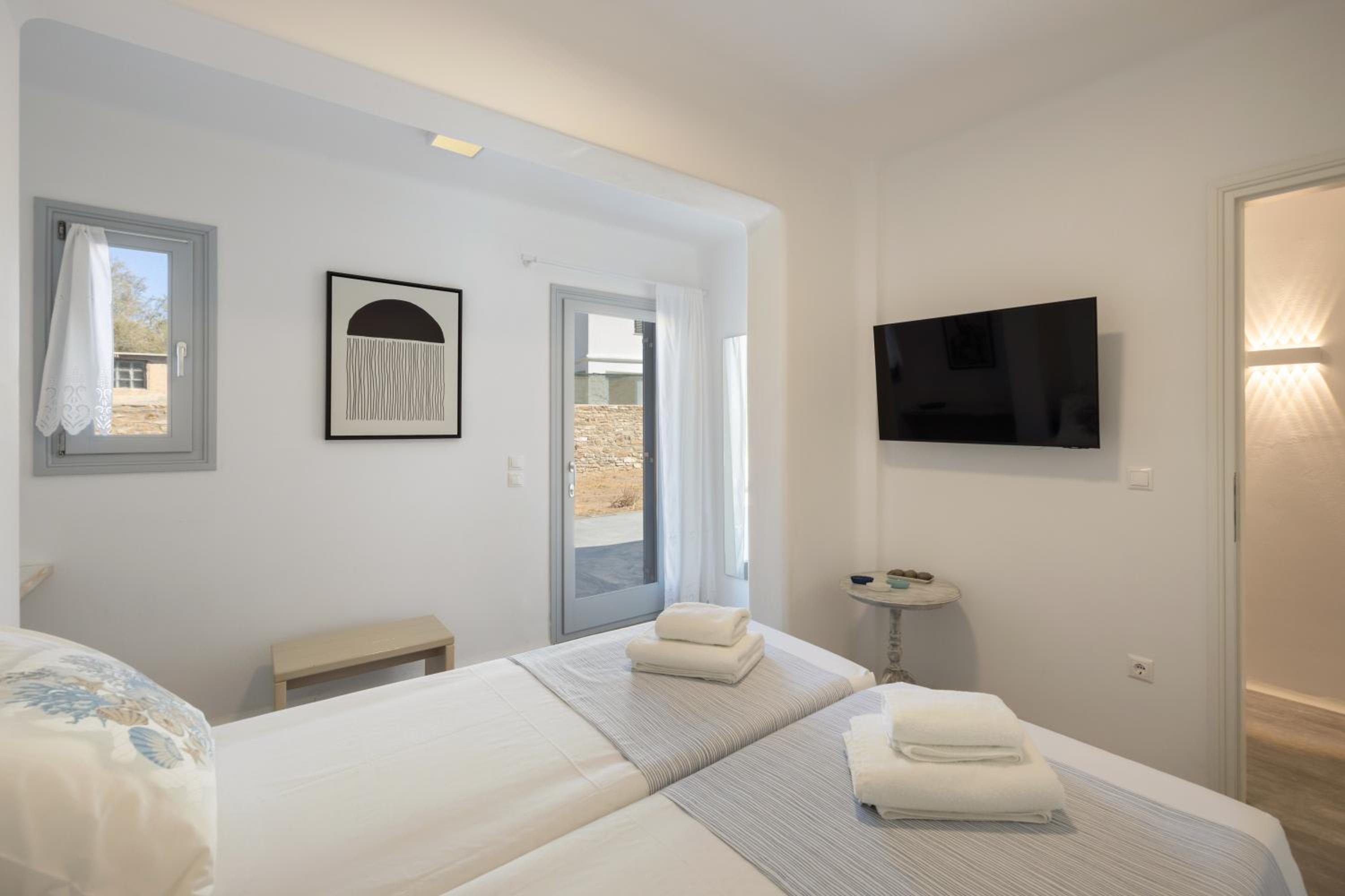 Paros Melodia Apartments