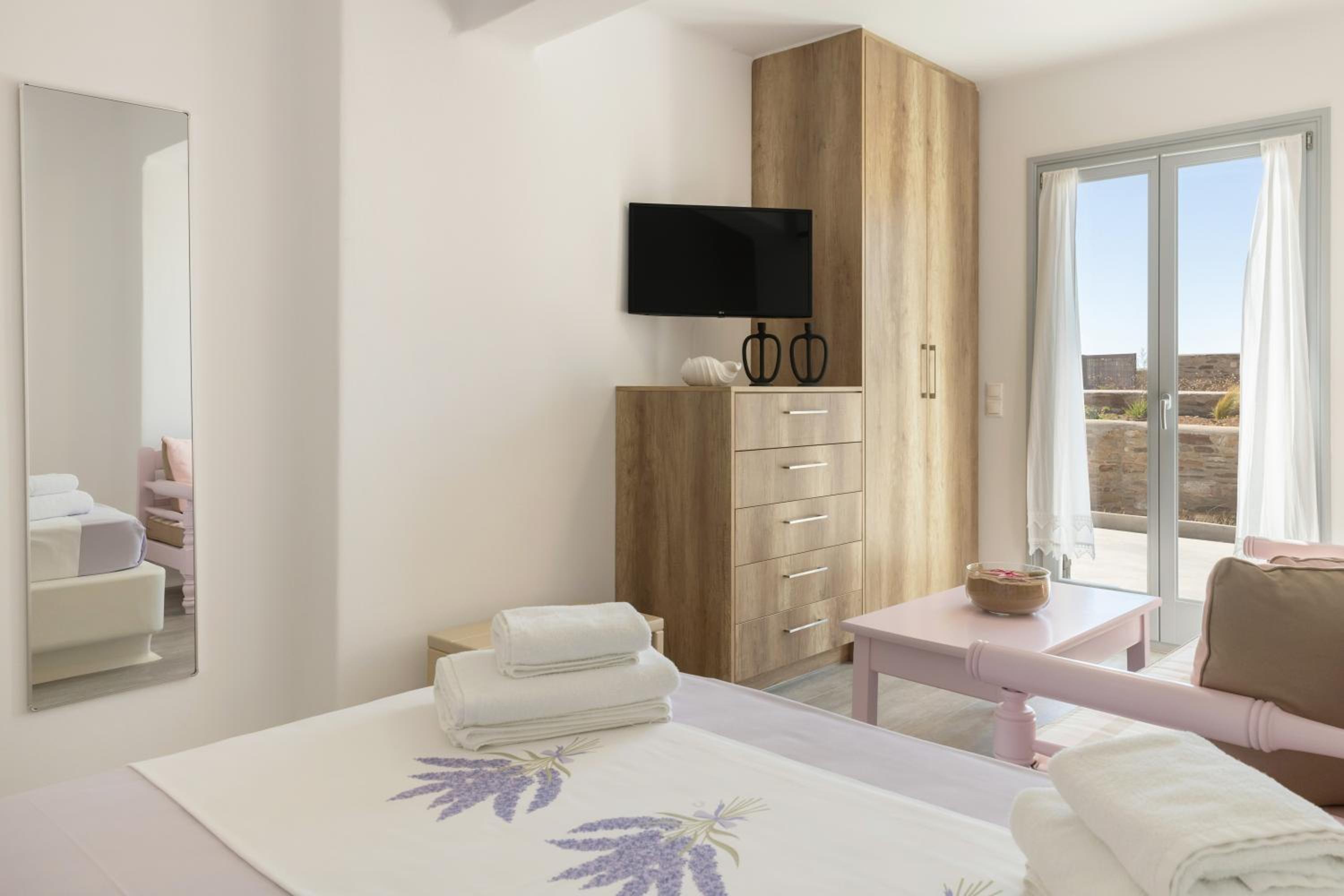 Paros Melodia Apartments